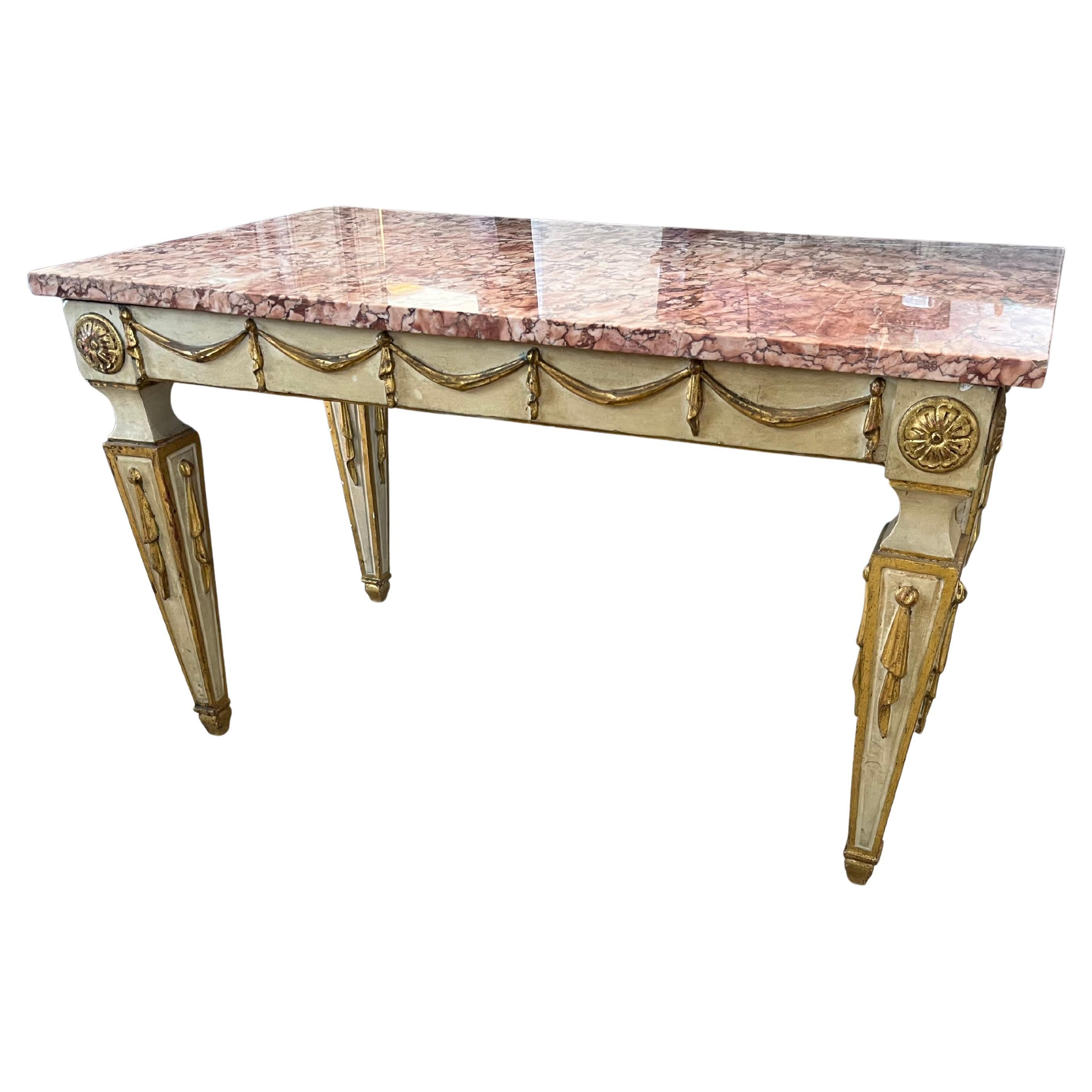 Italienischer bemalter Couchtisch im neoklassischen Stil des 20. Jahrhunderts mit Marmorplatte