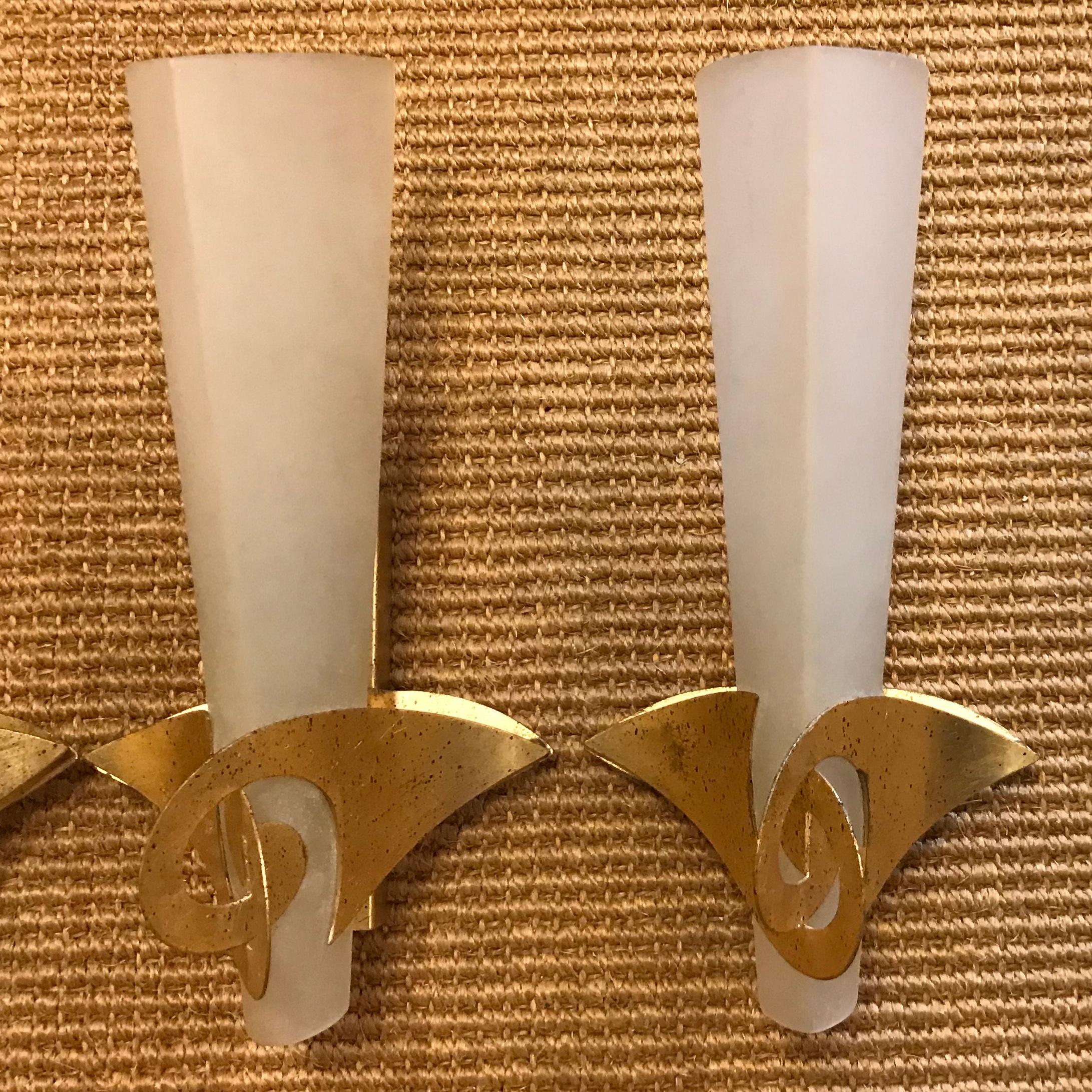 20th Century Italian Opaline Wall Sconces In Good Condition In West Palm Beach, FL