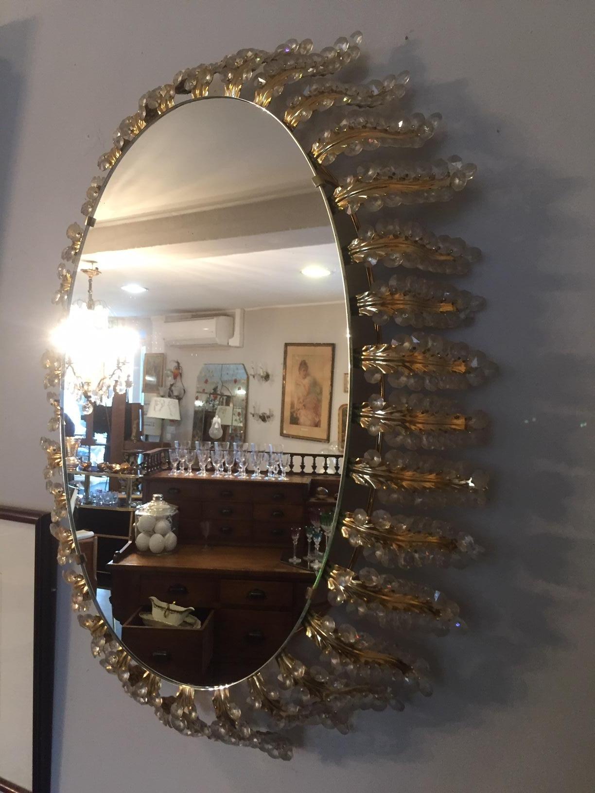 20th Century, Italian Oval Brass and Flowers Mirror, 1950s In Good Condition In LEGNY, FR