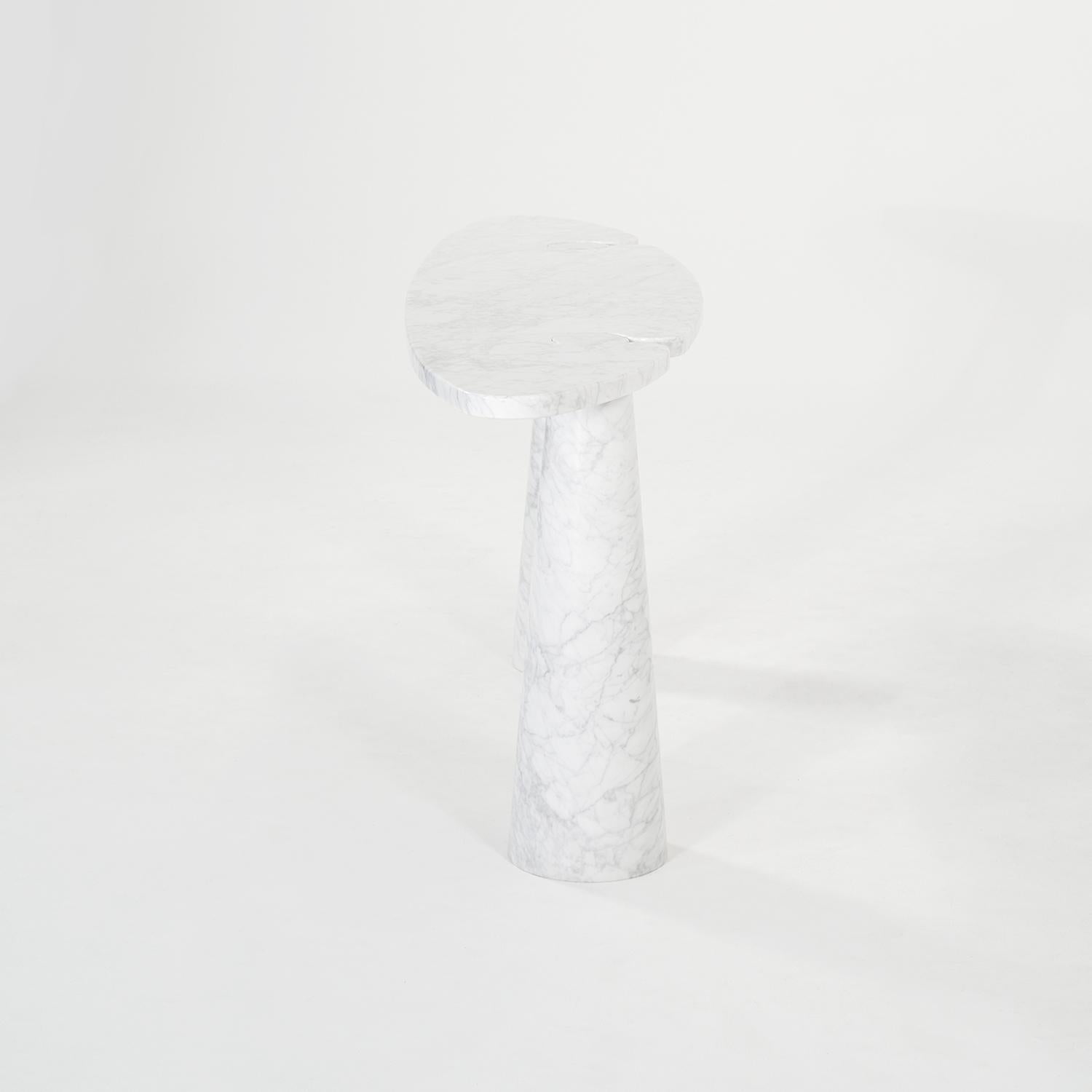 20th Century Italian Oval Marble Console Table - The Eros by Angelo Mangiarotti In Good Condition For Sale In West Palm Beach, FL