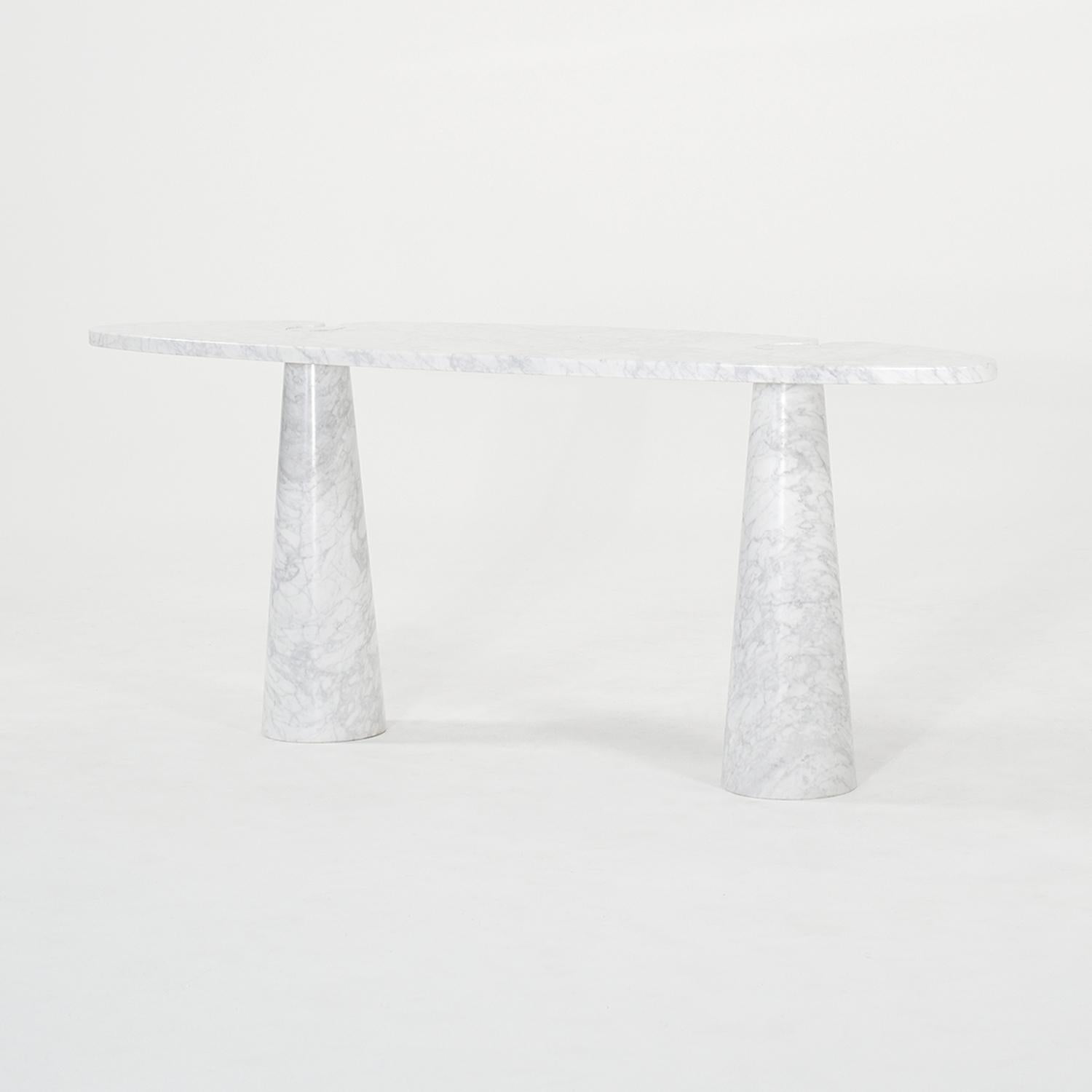 20th Century Italian Oval Marble Console Table - The Eros by Angelo Mangiarotti For Sale 1