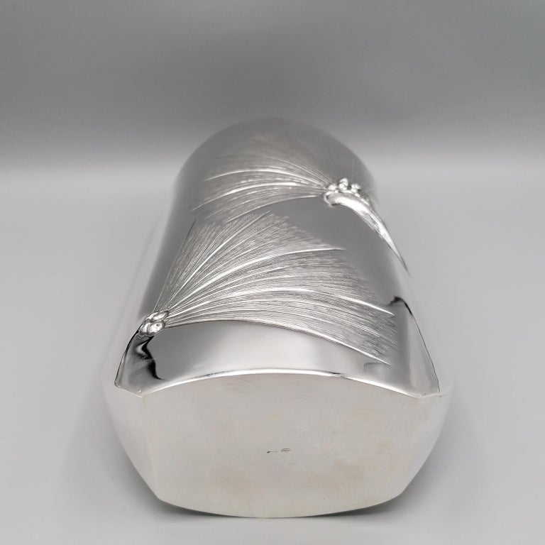 20th Century Italian Oval Solid Silver Vase with Sterlities For Sale 4
