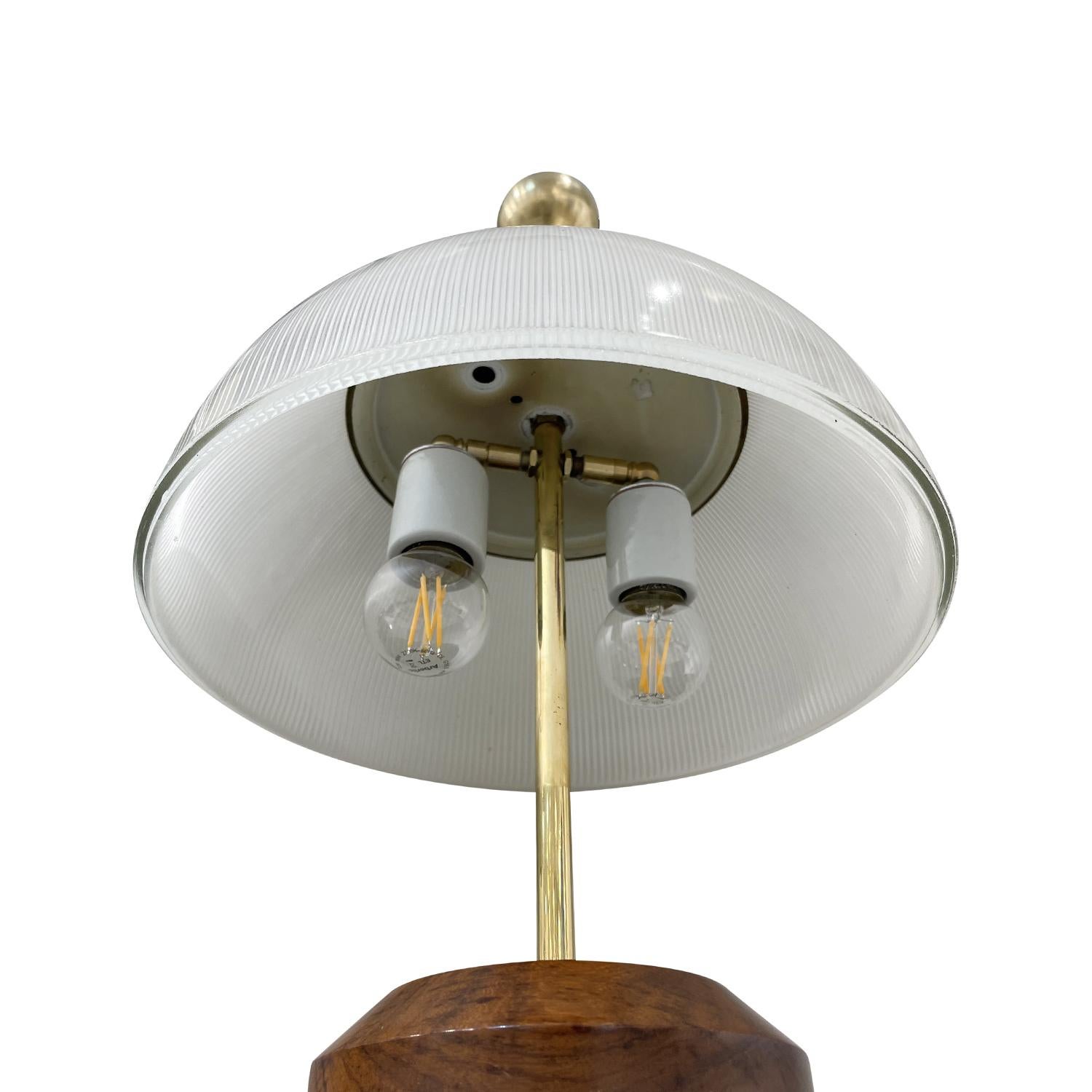 20th Century Italian Pair of Alfa Glass Table Lamps by Artemide & Sergio Mazza For Sale 2