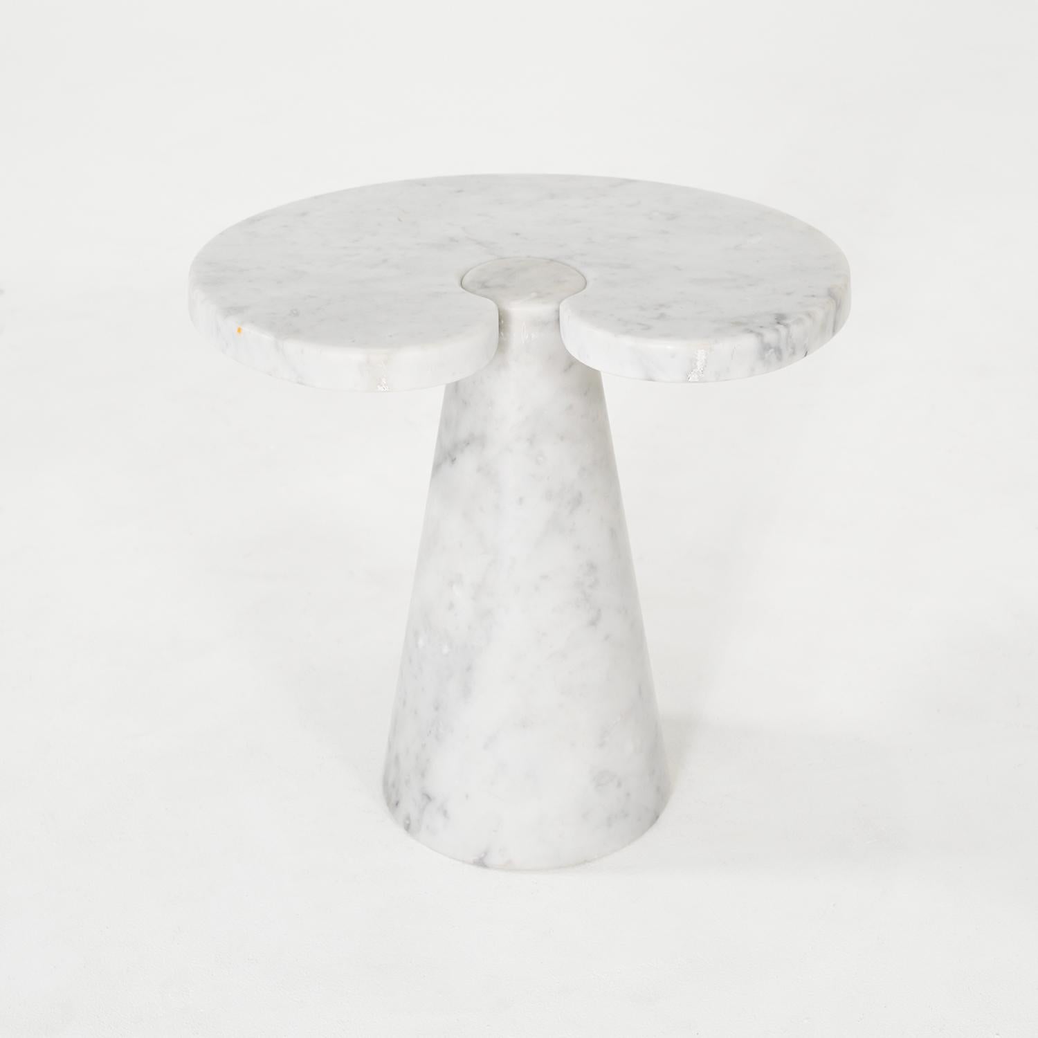 20th Century Set of Two Italian Carrara Marble Side Tables by Angelo Mangiarotti For Sale 5