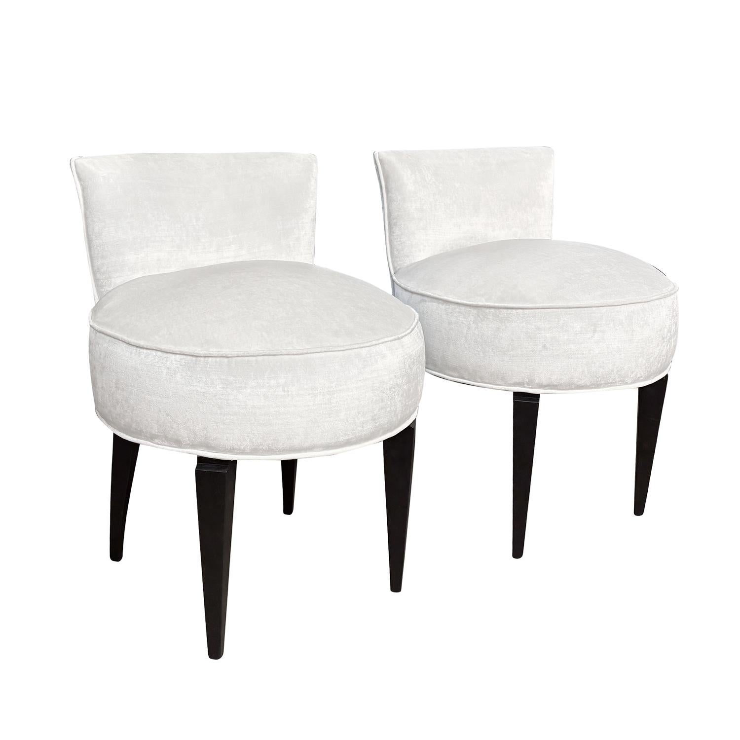 20th Century Italian Pair of Dresser Chairs in the Style of Malatesta & Masson In Good Condition For Sale In West Palm Beach, FL