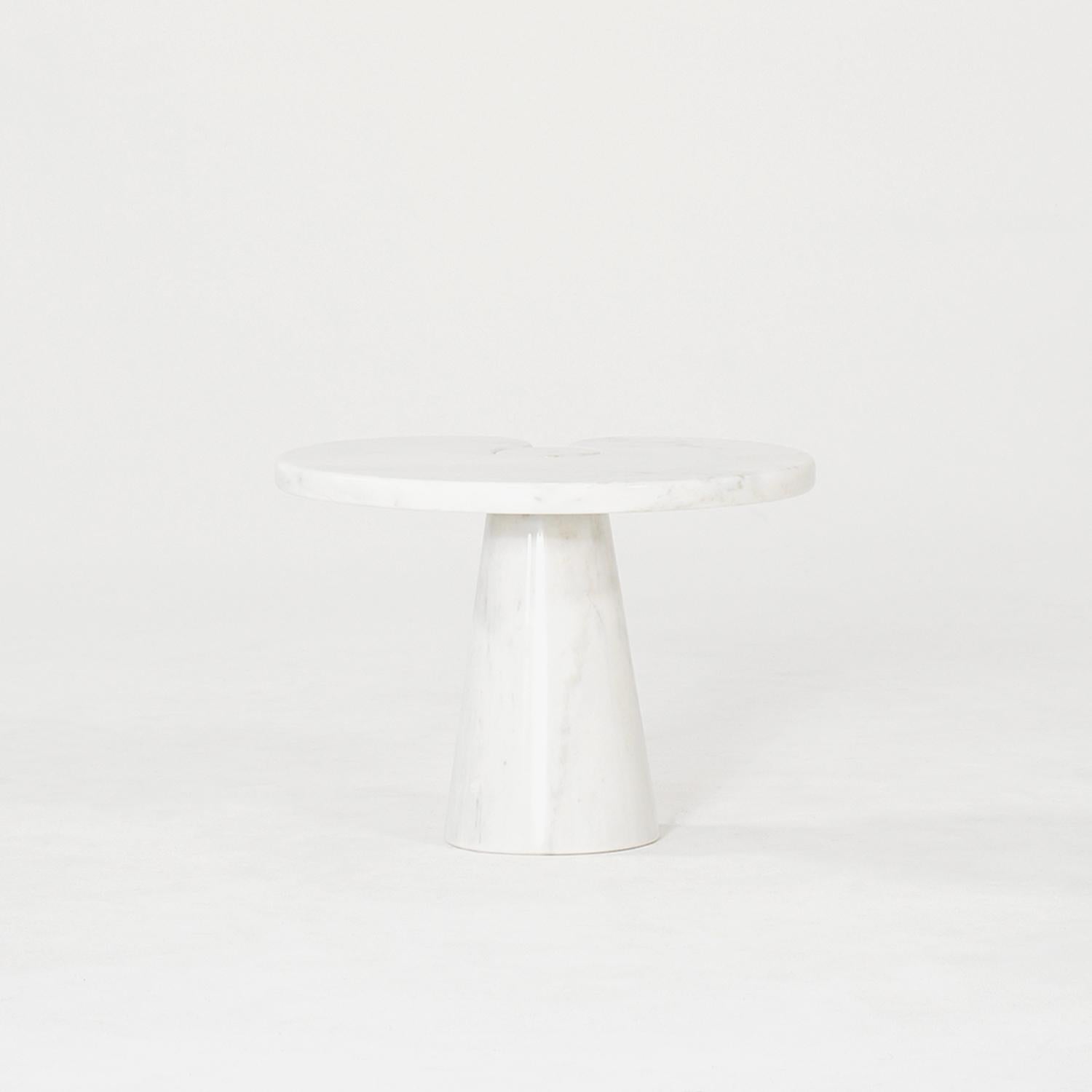 Marbre Paire de tables d'appoint italiennes en marbre du 20ème siècle par Angelo Mangiarotti & Skipper en vente