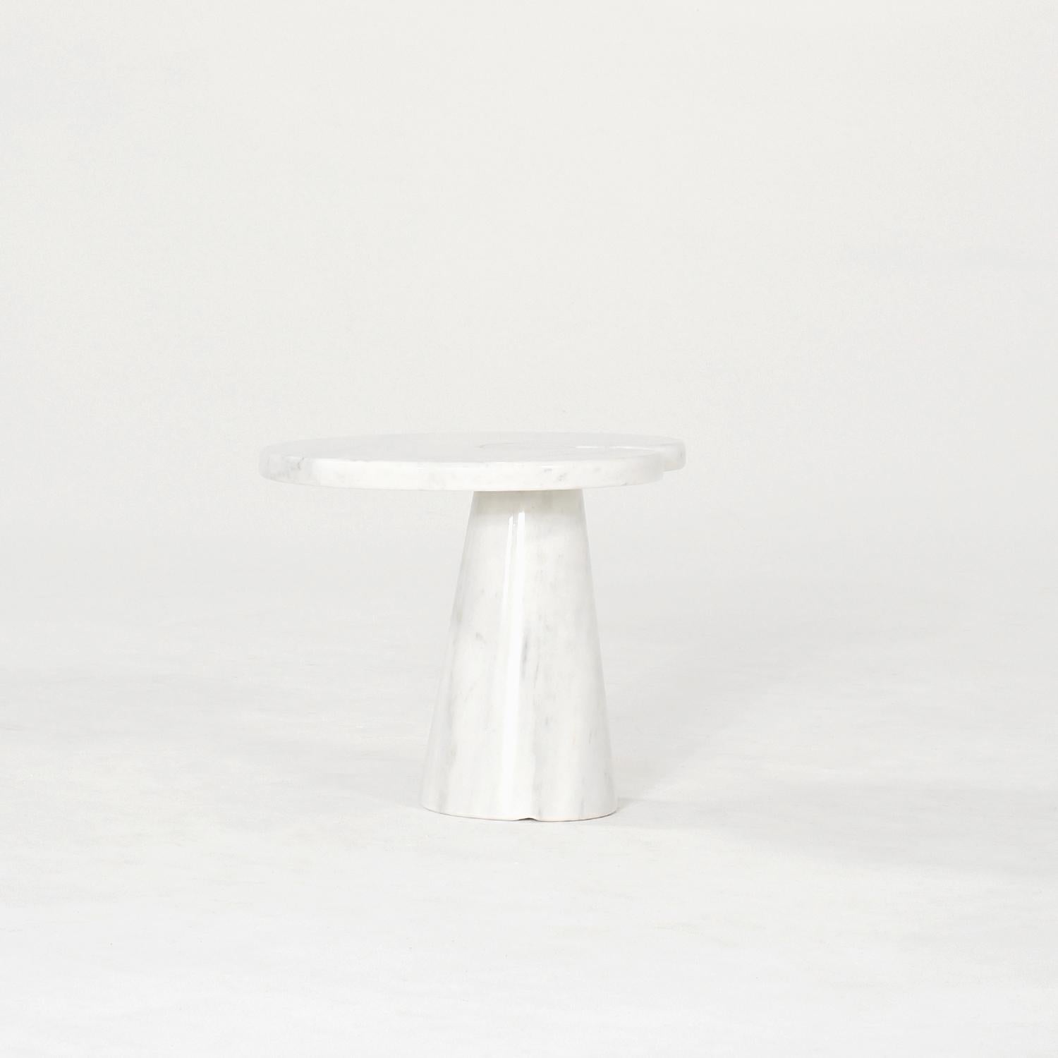 20th Century Italian Pair of Marble Side Tables by Angelo Mangiarotti & Skipper For Sale 4