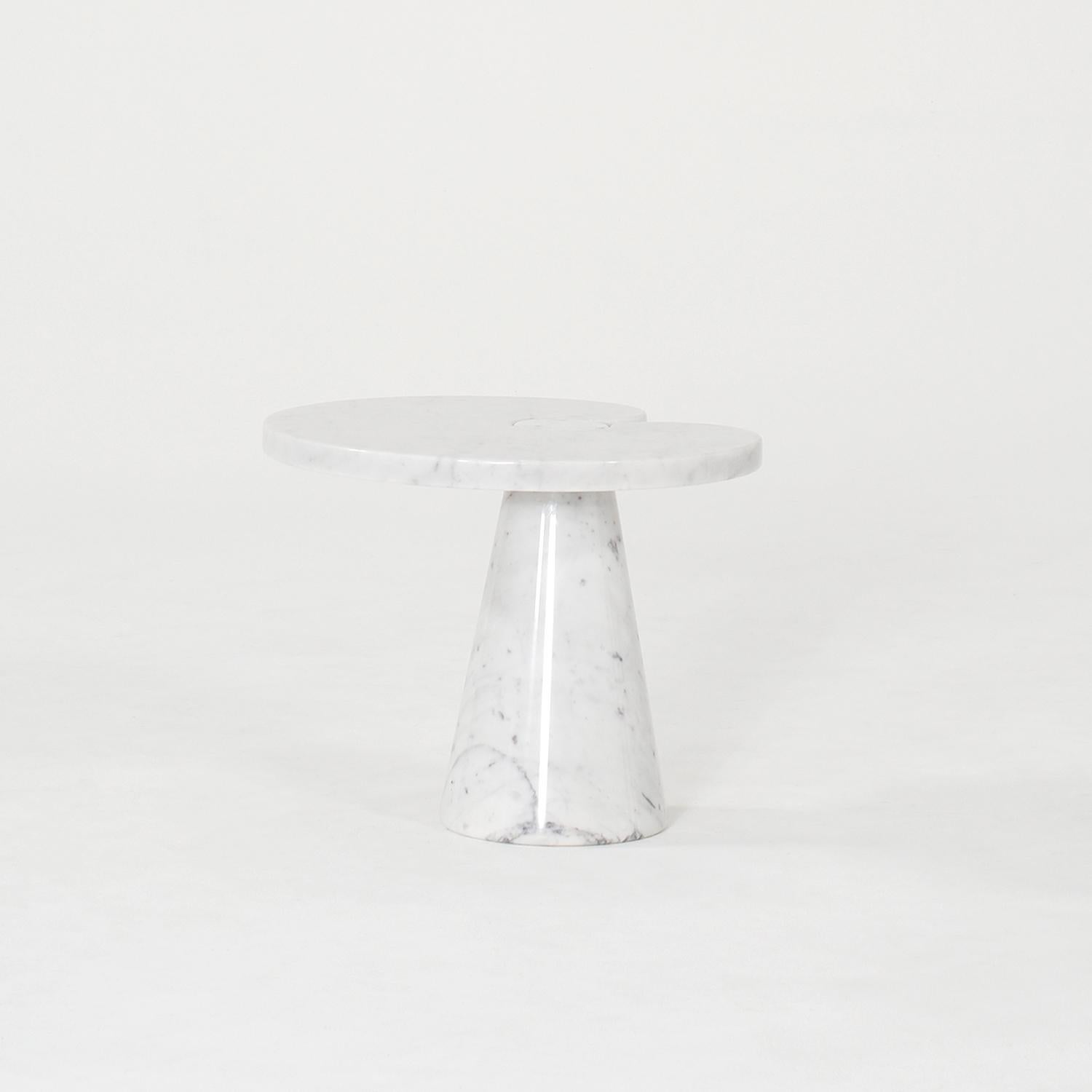 20th Century Italian Pair of Marble Side Tables - The Eros by Angelo Mangiarotti For Sale 3