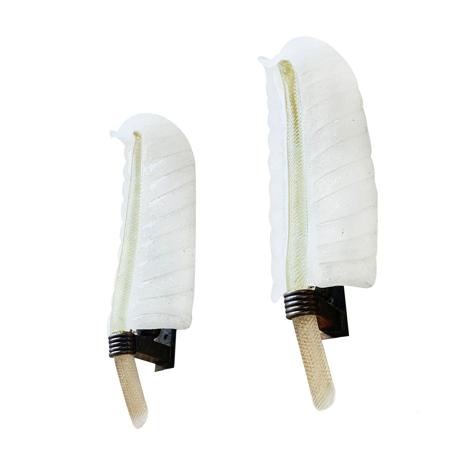 Hand-Crafted 20th Century Italian Pair of Murano Glass, Brass Wall Appliqués by Paolo Venini