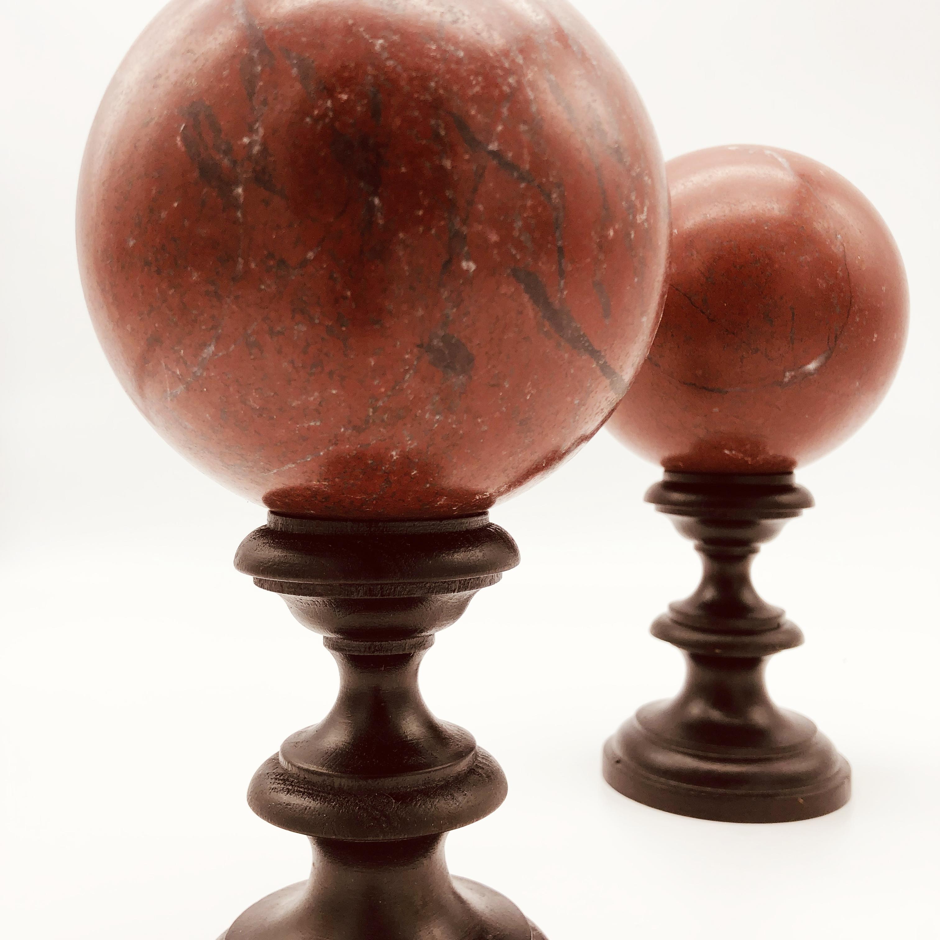 20th Century Italian Pair of Red Griotte Marble Sculpture Grand Tour Balls 12
