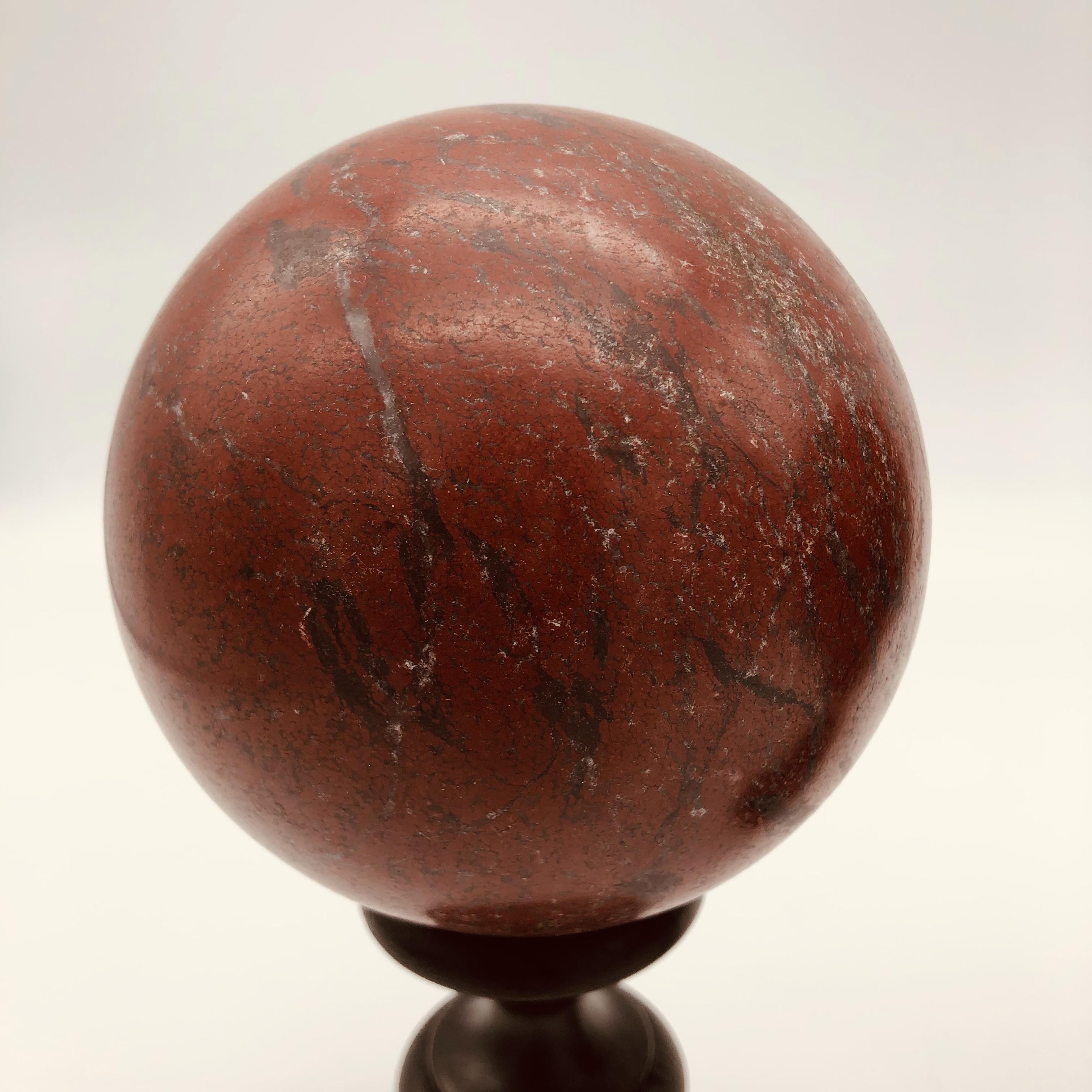 20th Century Italian Pair of Red Griotte Marble Sculpture Grand Tour Balls 5