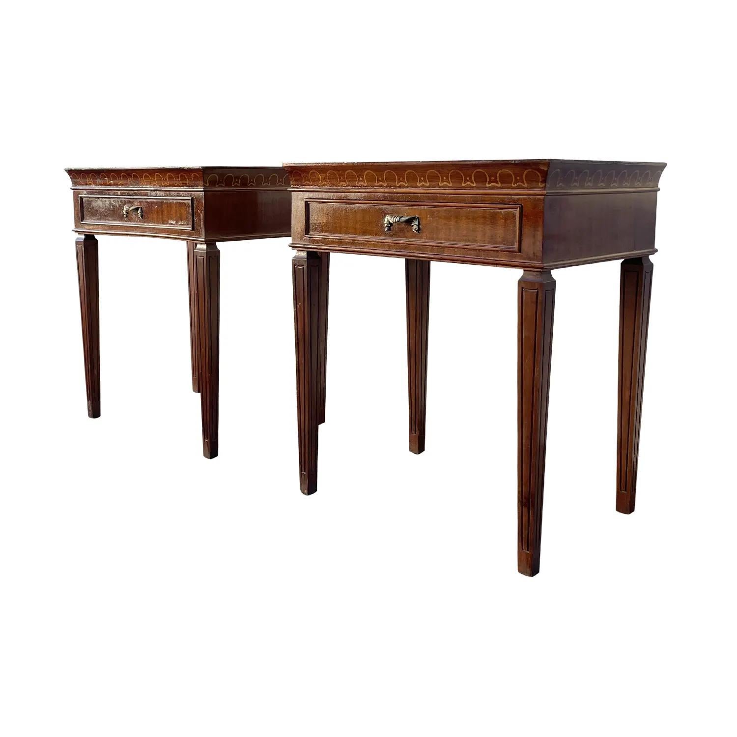 20th Century Italian Pair of Tall Walnut Nightstands by Paolo Buffa & Valzania In Good Condition In West Palm Beach, FL