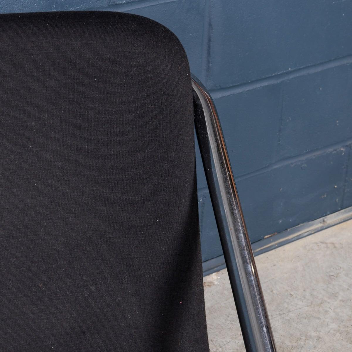 Paire de chaises longues italiennes du 20ème siècle avec cadre tubulaire, vers 1980 en vente 4