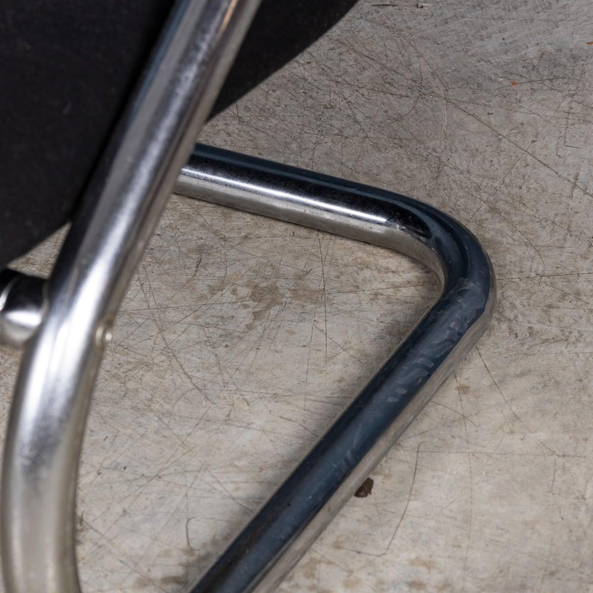 Paire de chaises longues italiennes du 20ème siècle avec cadre tubulaire, vers 1980 en vente 8