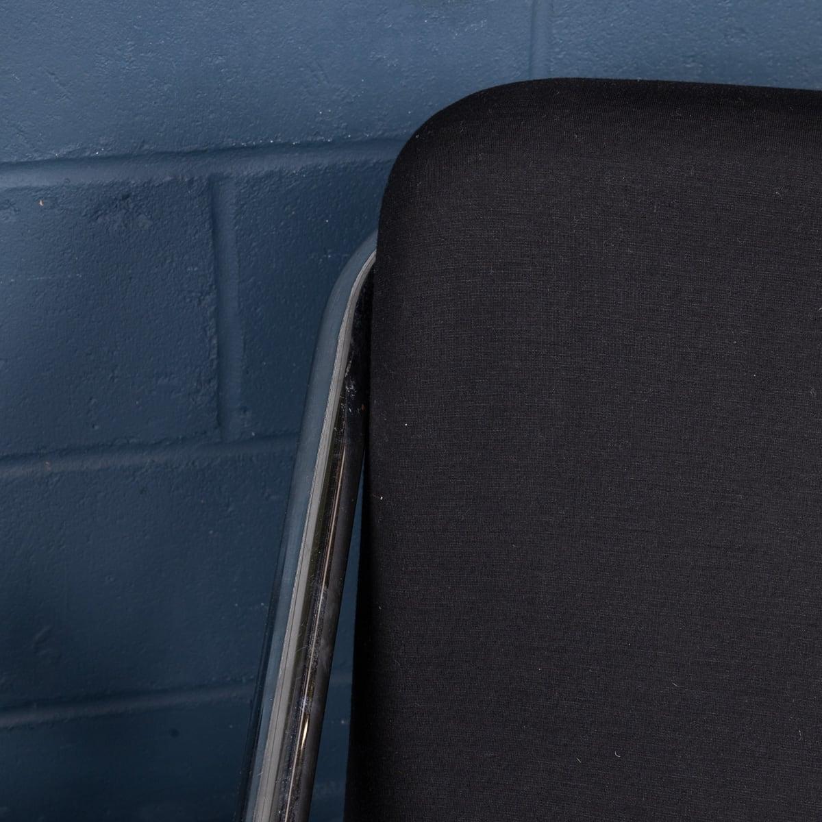 Paire de chaises longues italiennes du 20ème siècle avec cadre tubulaire, vers 1980 en vente 1