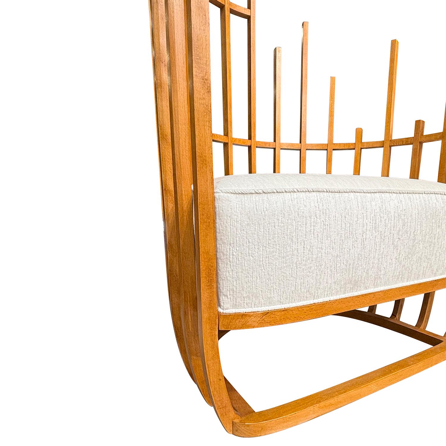 20th Century Italian Pair of Vintage Sculptural Polished Walnut Lounge Chairs For Sale 2
