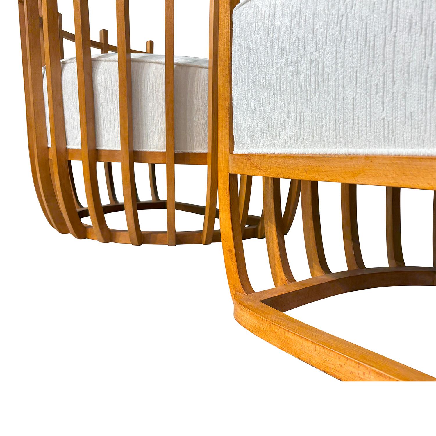 20th Century Italian Pair of Vintage Sculptural Polished Walnut Lounge Chairs For Sale 3