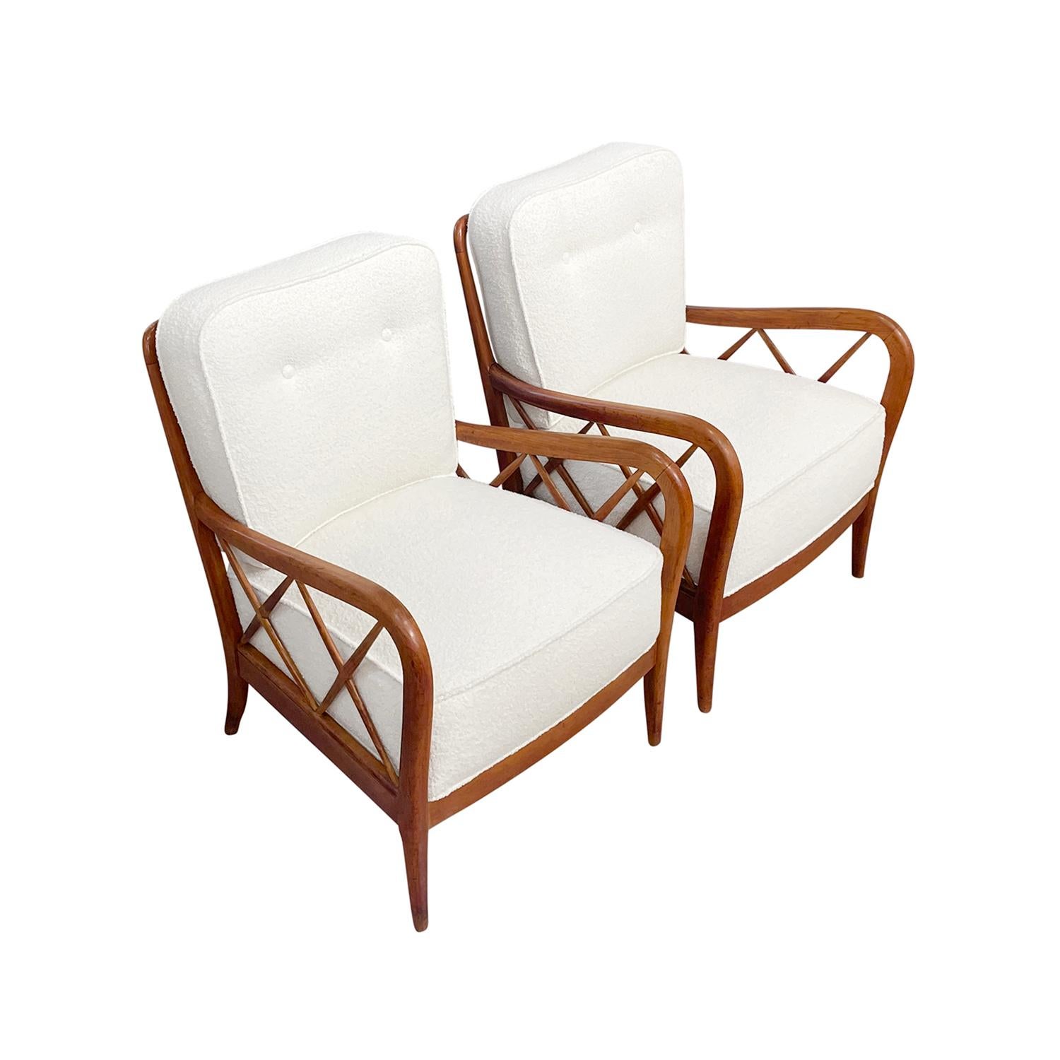 Mid-Century Modern 20th Century Italian Pair of Vintage Walnut Lounge Chairs by Paolo Buffa For Sale