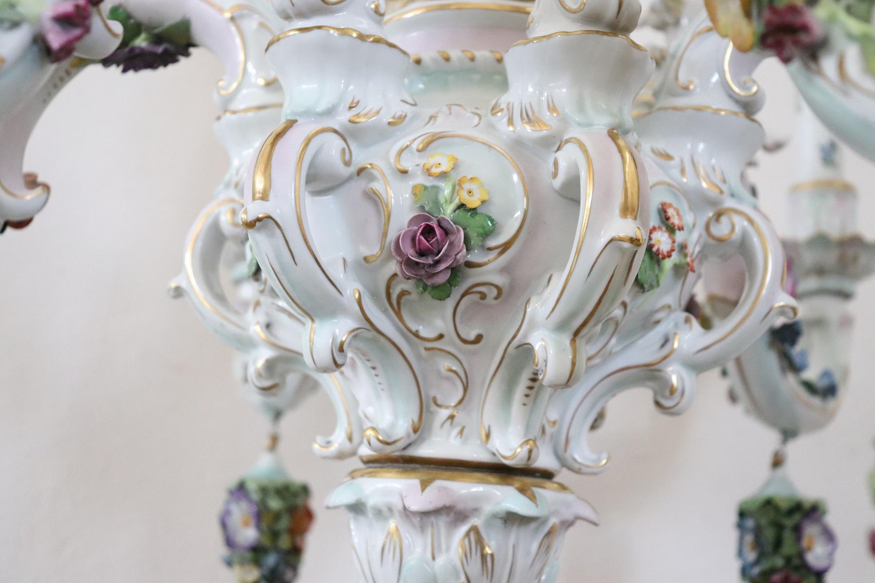 20th Century Italian Porcelain Chandelier Decorated with Flowers and Cherubs 5