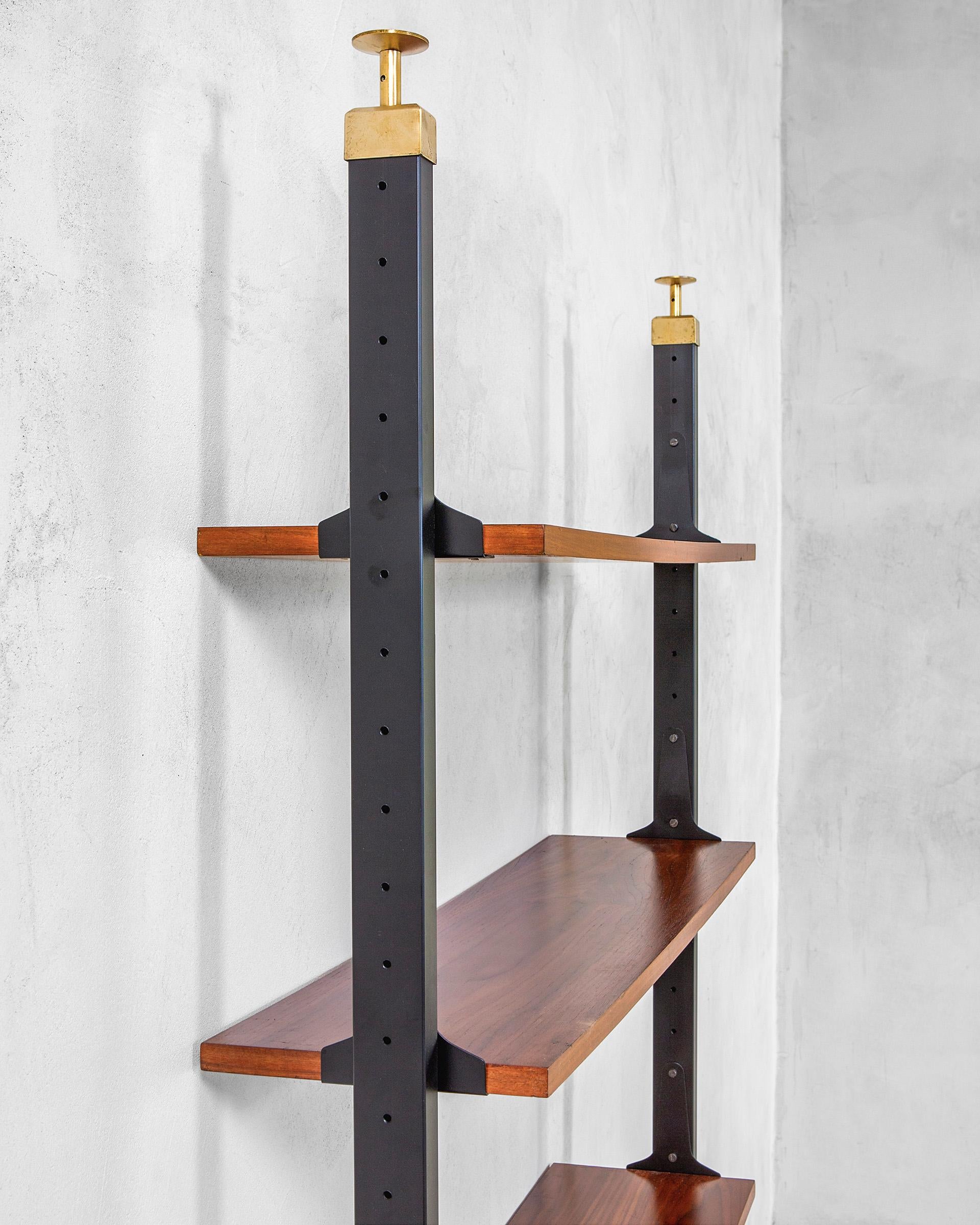 20th Century, Italian Production Wall Wooden Bookcase 60s In Good Condition For Sale In Turin, Turin