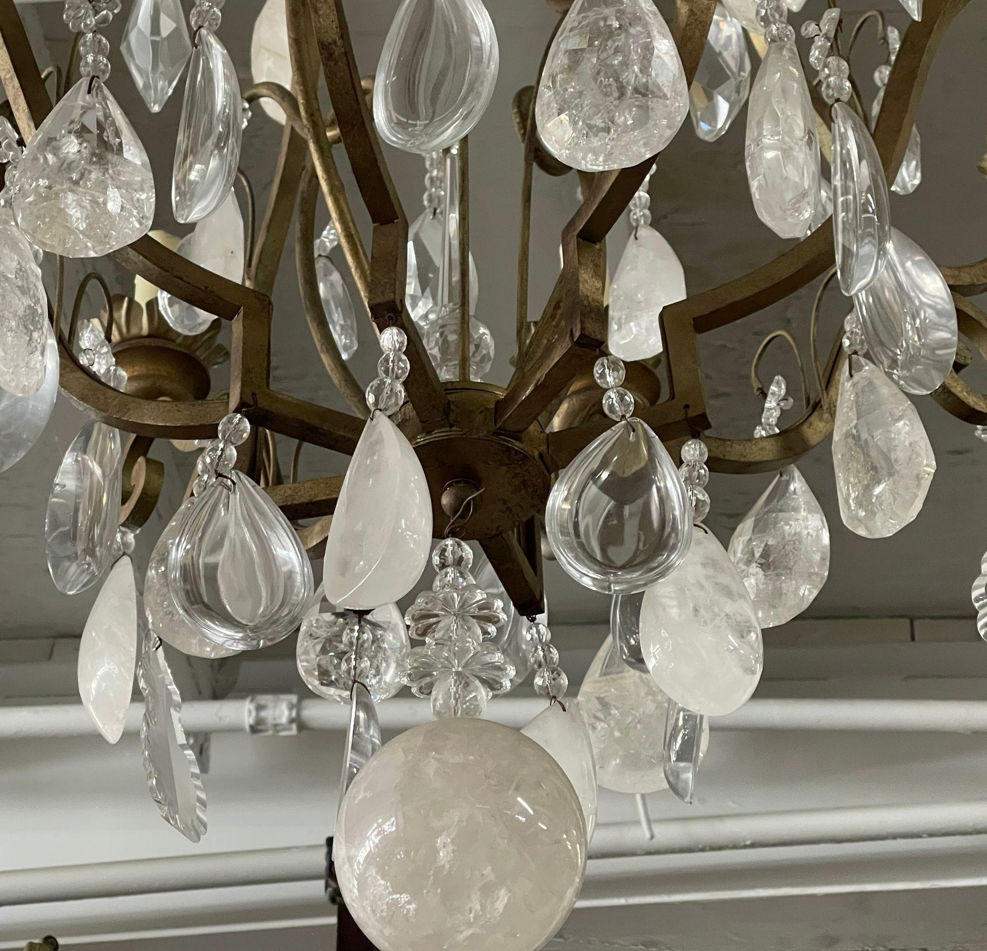 20th Century Italian Rock Crystal Chandelier with Eight Lights (20. Jahrhundert) im Angebot