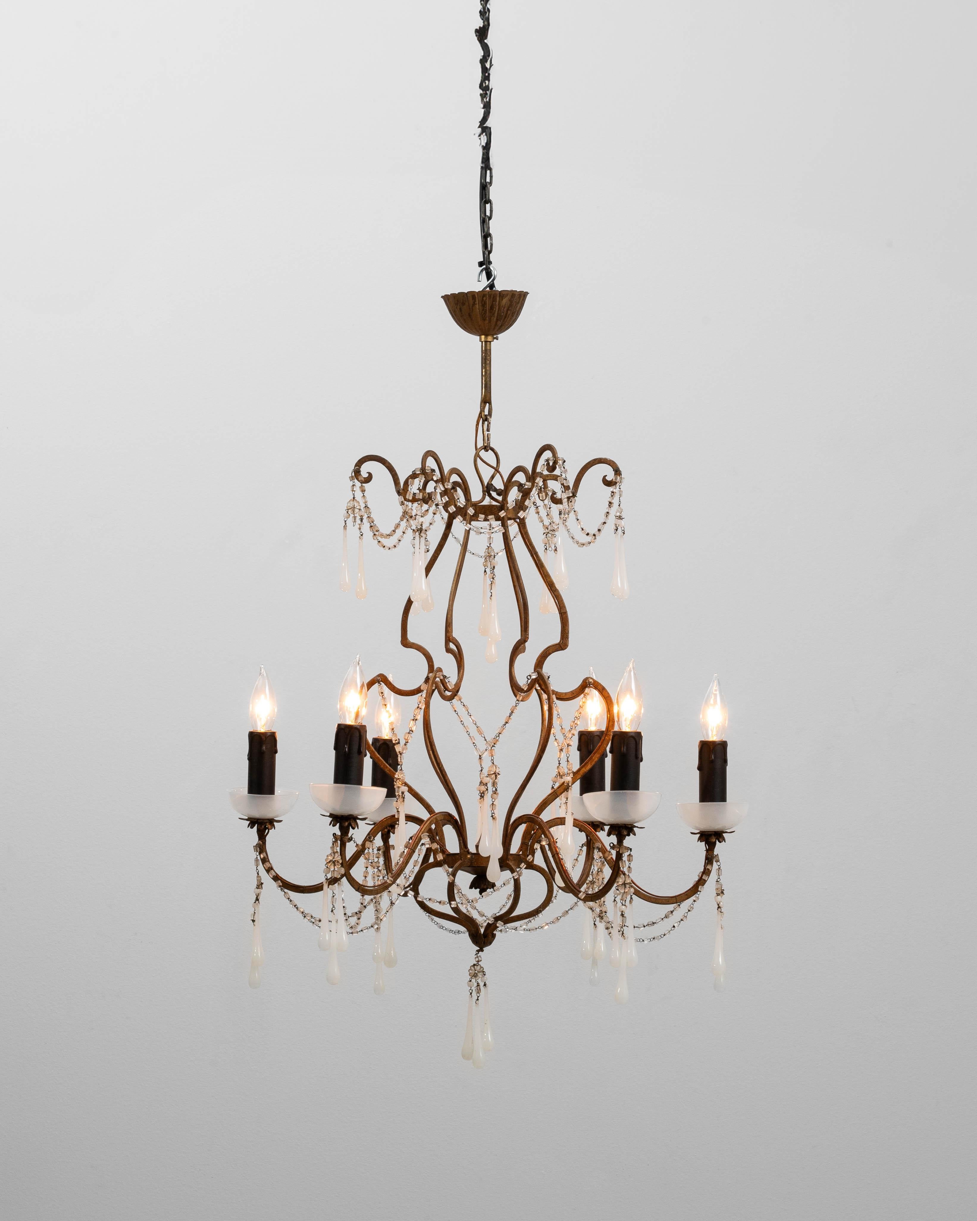 Lustre en métal doré et gouttes de verre du 20e siècle de style néo-rococo italien Bon état - En vente à High Point, NC