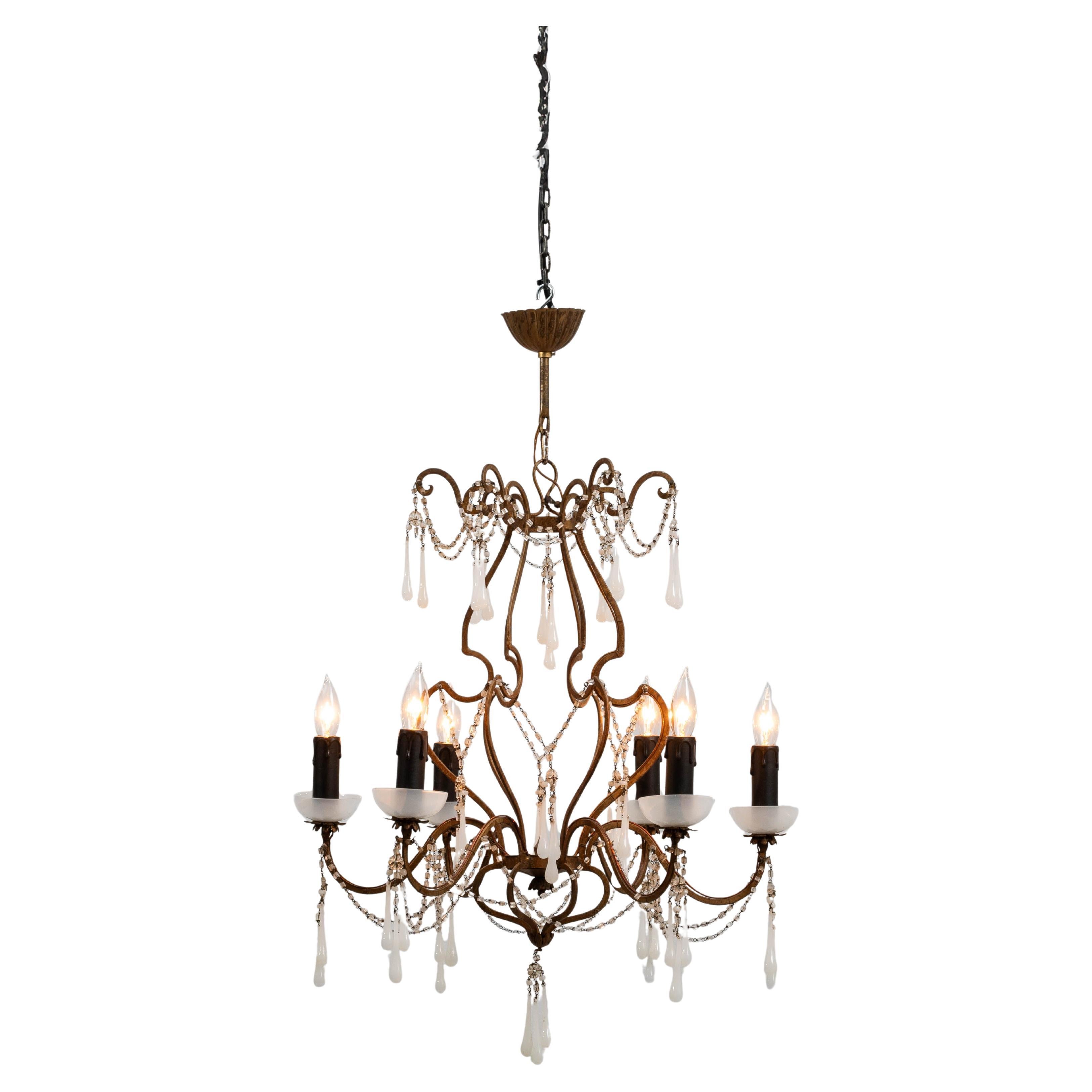 Lustre en métal doré et gouttes de verre du 20e siècle de style néo-rococo italien