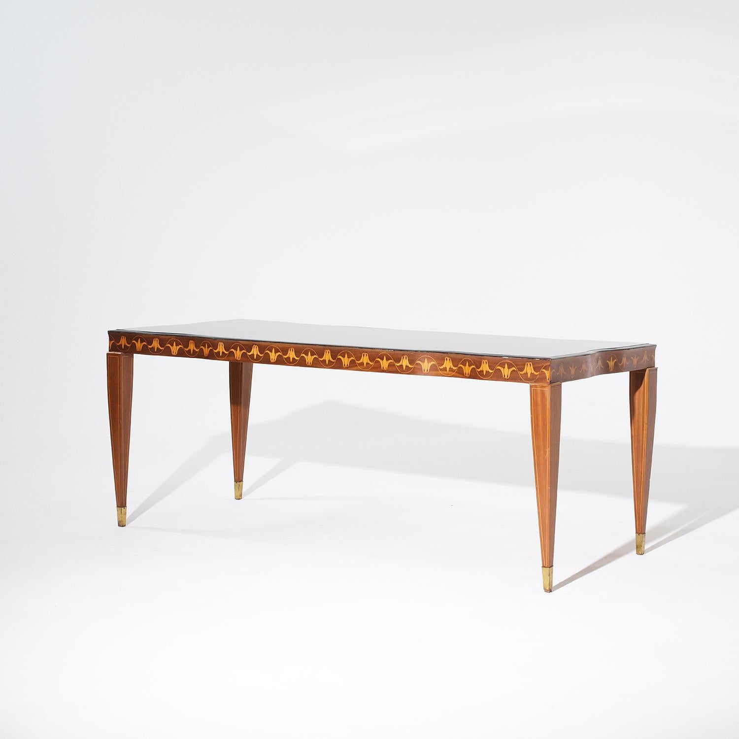 Mid-Century Modern 20th Century Italian Rosewood Dining Table by Paolo Buffa & Serafino Arrighi For Sale