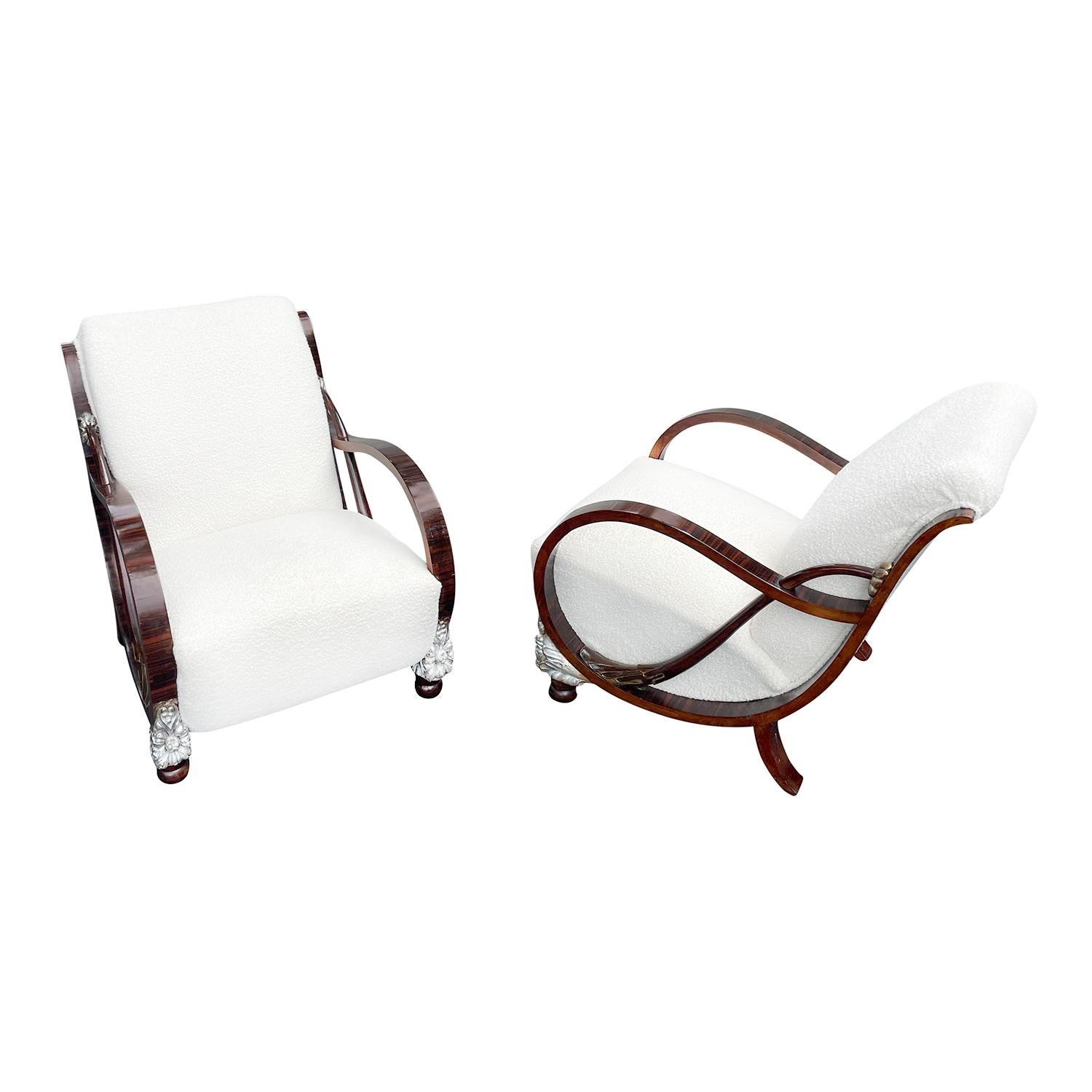Fabric 20th Century Italian Rosewood Lounge Chairs and Side Table by Vittorio Ducrot