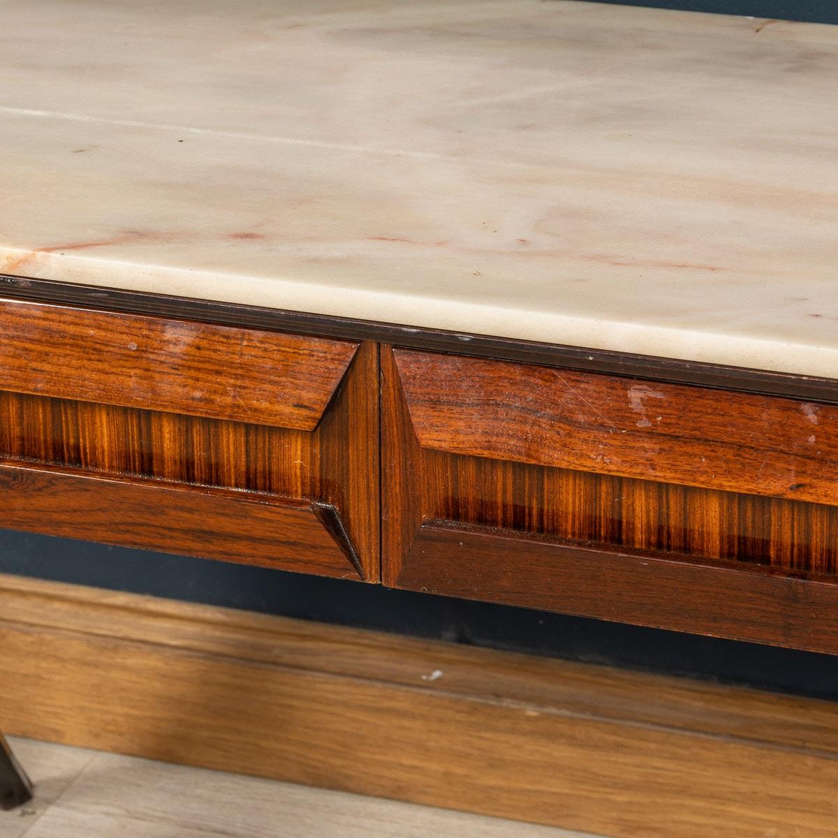 20th Century Italian Rosewood Sideboard By Vittorio Dassi, c.1950 For Sale 2