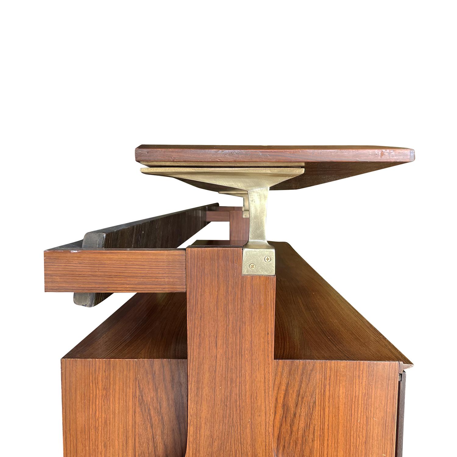 20th Century Italian Modern Rosewood Cocktail Bar Cabinet by Osvaldo Borsani For Sale 4