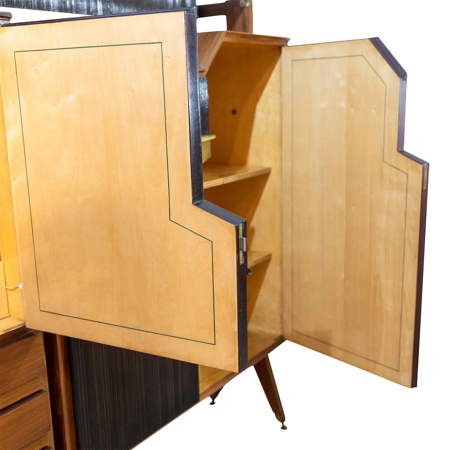 20th Century Italian Modern Rosewood Cocktail Bar Cabinet by Osvaldo Borsani For Sale 1