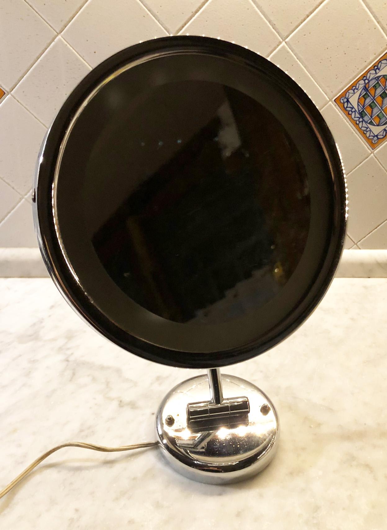 20th Century Italian Round Makeup Light with Mirror 2