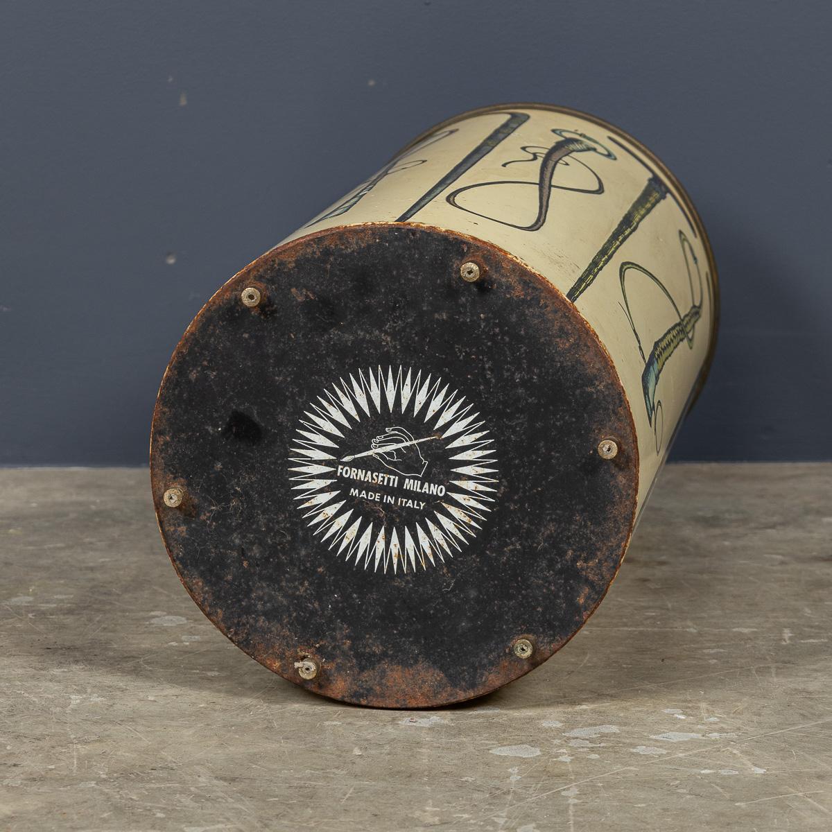 Métal Parapluie rond et Stand Sticks italien du 20ème siècle par Piero Fornasetti c.1950 en vente