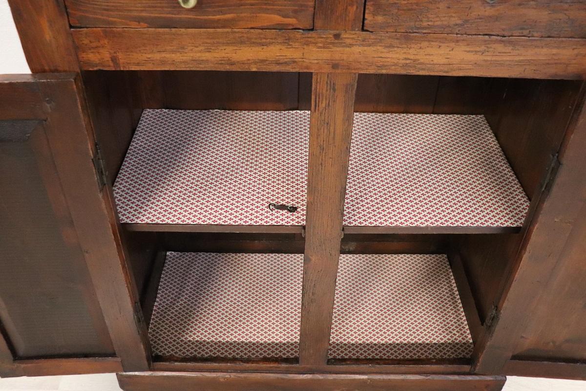 20th Century Italian Rustic Buffet in Fir Wood For Sale 3