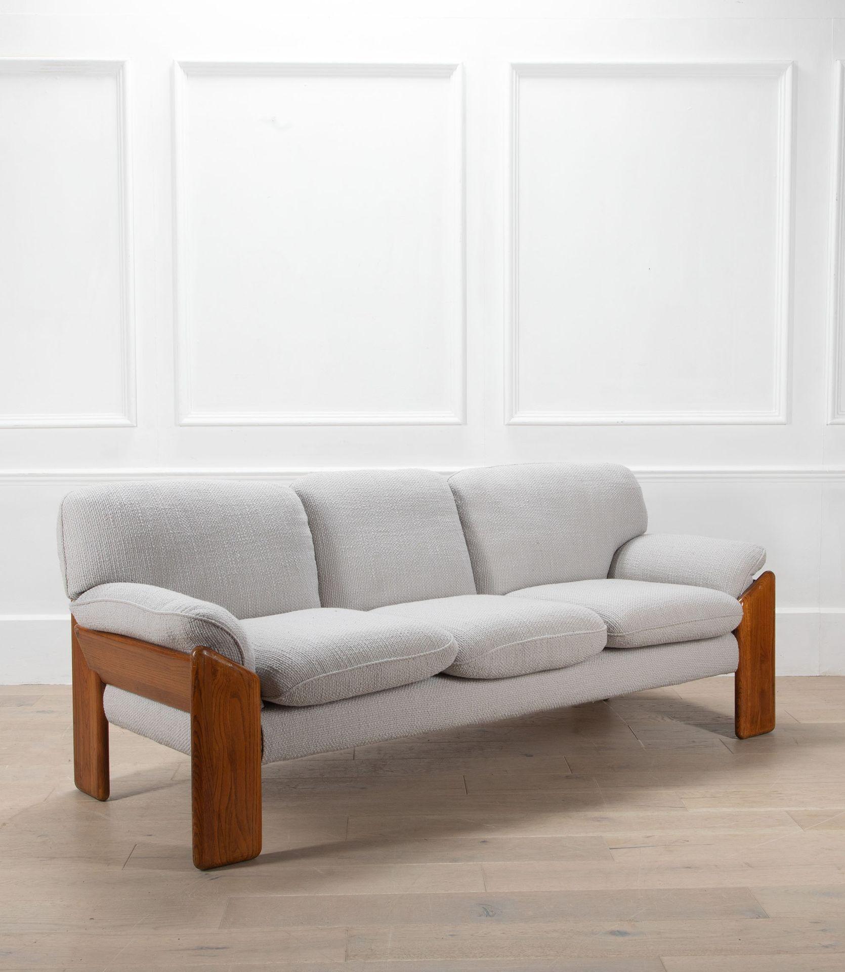 20th Century Italian Sapporo Sofa In Good Condition For Sale In Gloucestershire, GB