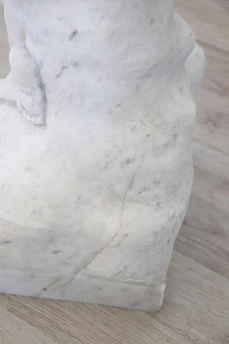 20th Century Italian Sculpture in Precious White Marble of Carrara For Sale 5