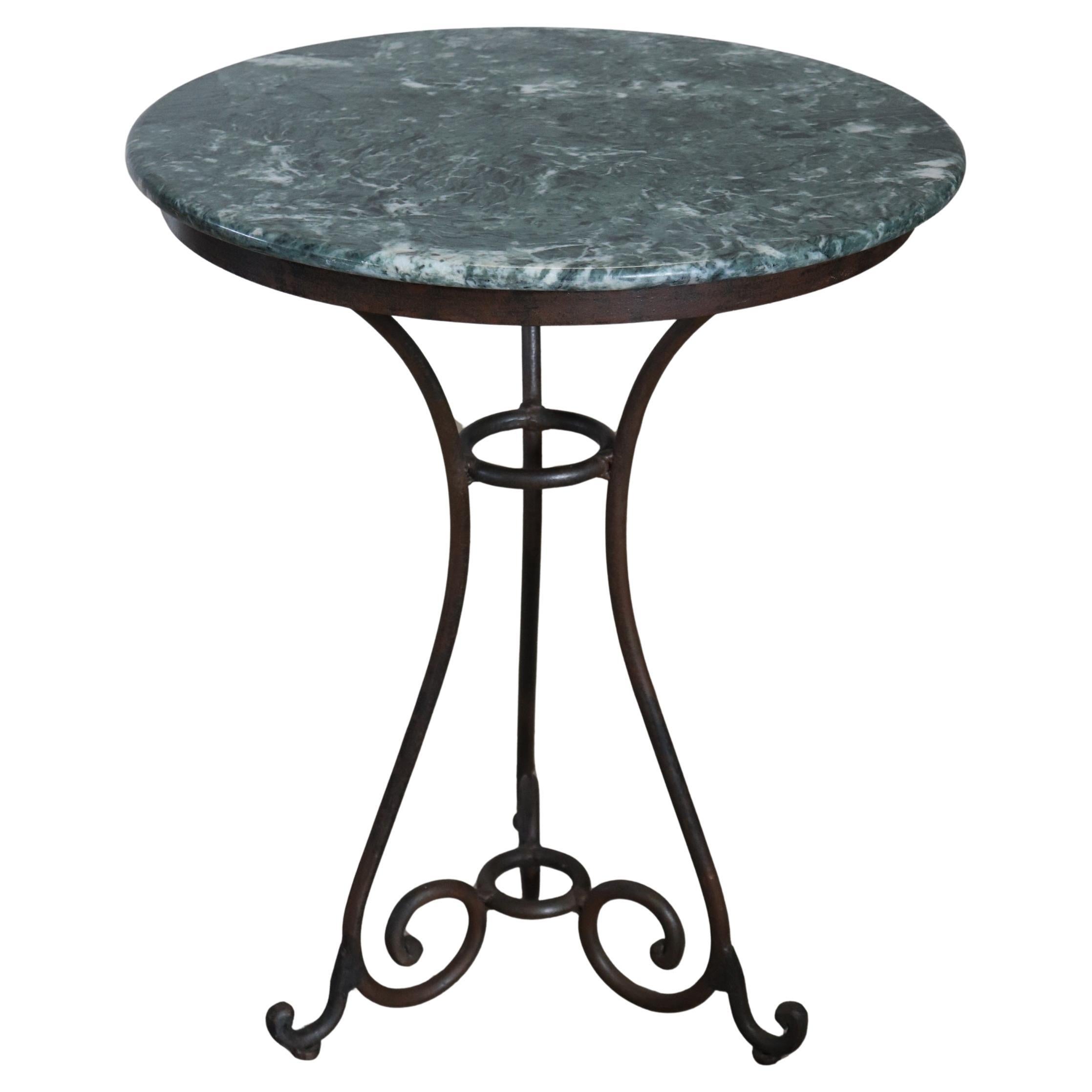 Table d'appoint italienne du 20e siècle en fer avec plateau en marbre
