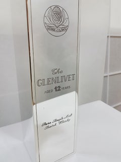 Italienischer Silber gravierter Whiskyflaschenhalter mit Gravur „Glenlivet“ aus dem 20. Jahrhundert
