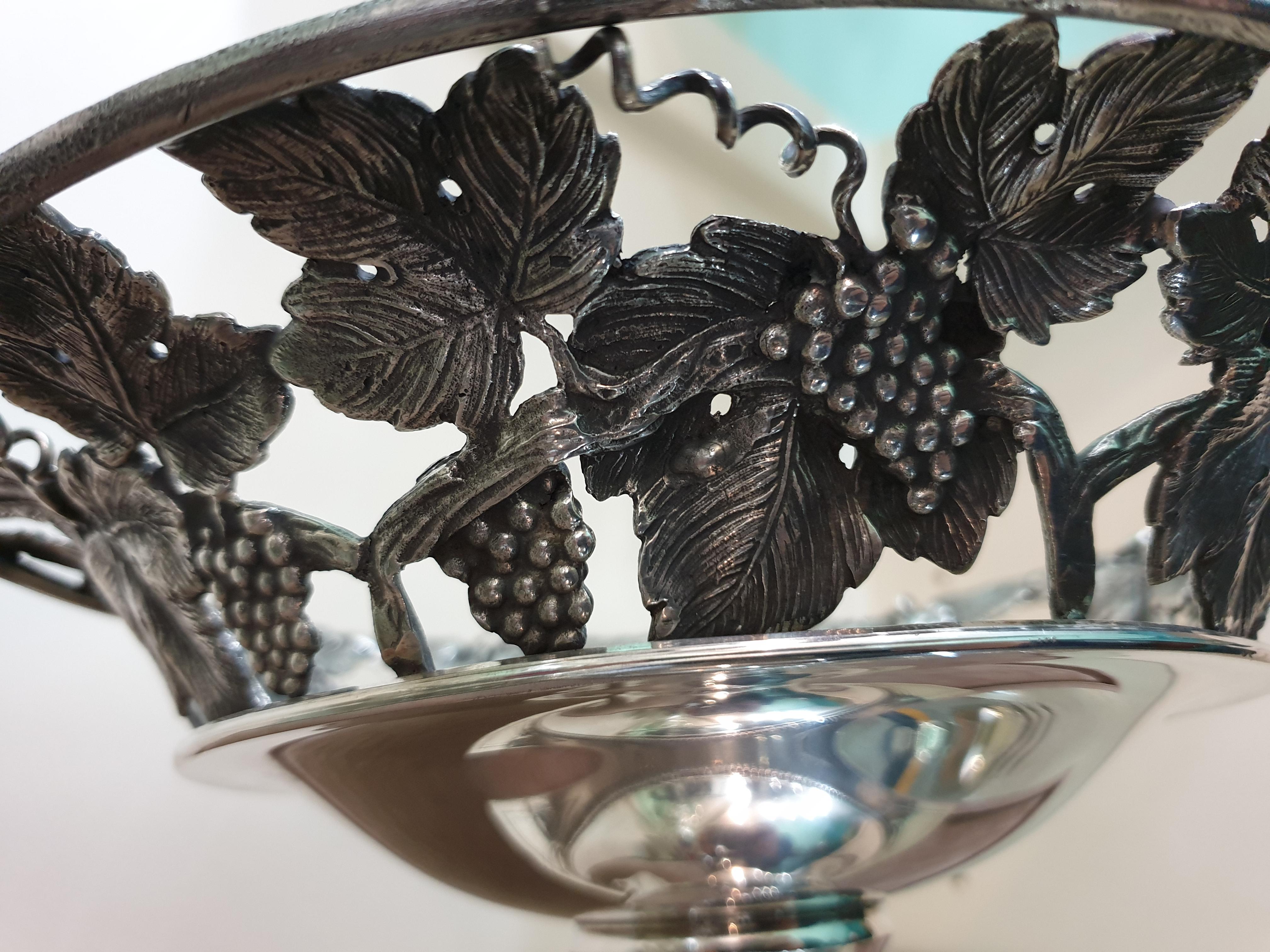 20th Century Italian Silver Fruit Stand, Milan, 1930s For Sale 3
