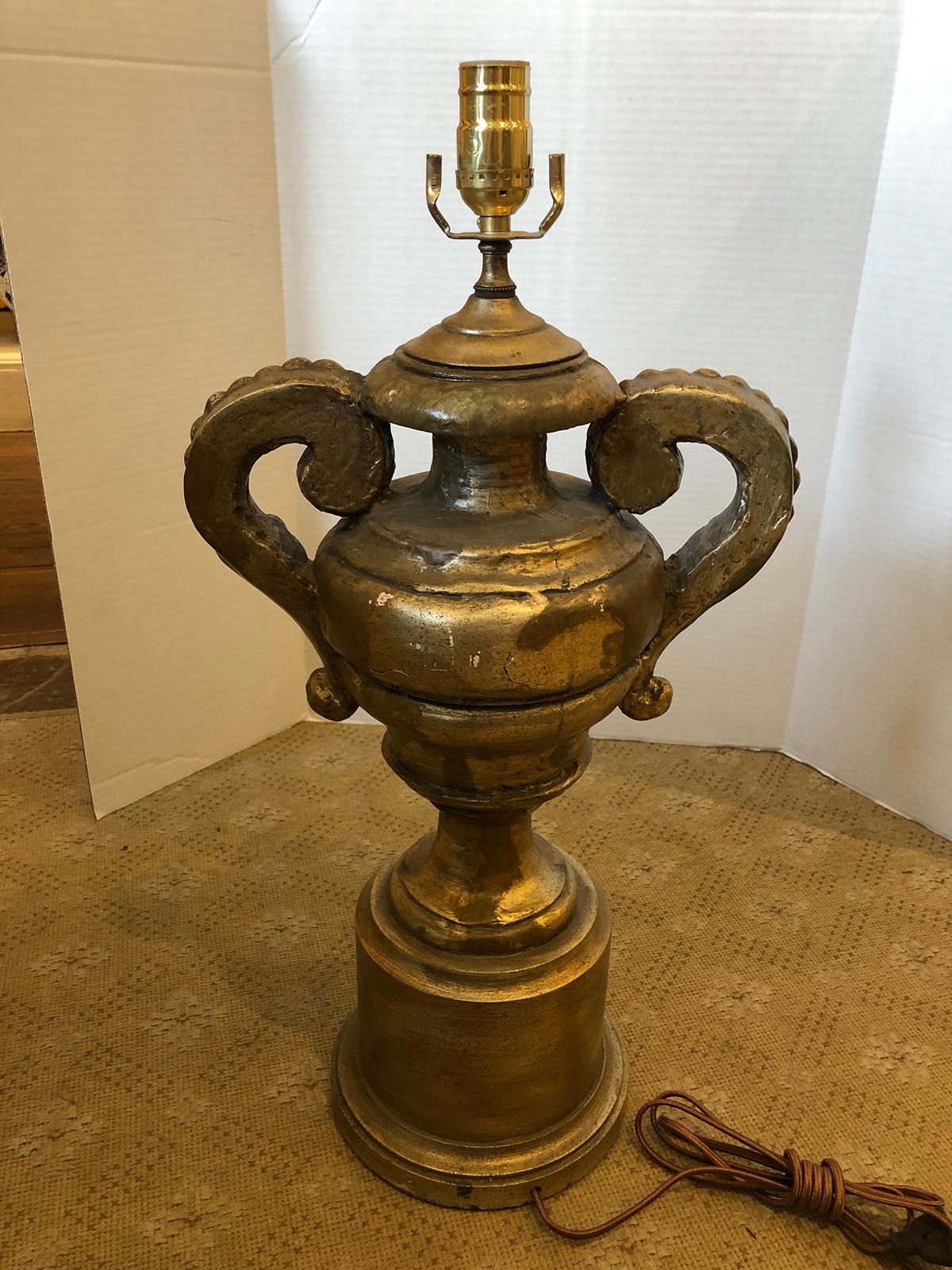20th Century Italian Silver Gilt Urn Lamp In Good Condition For Sale In Atlanta, GA