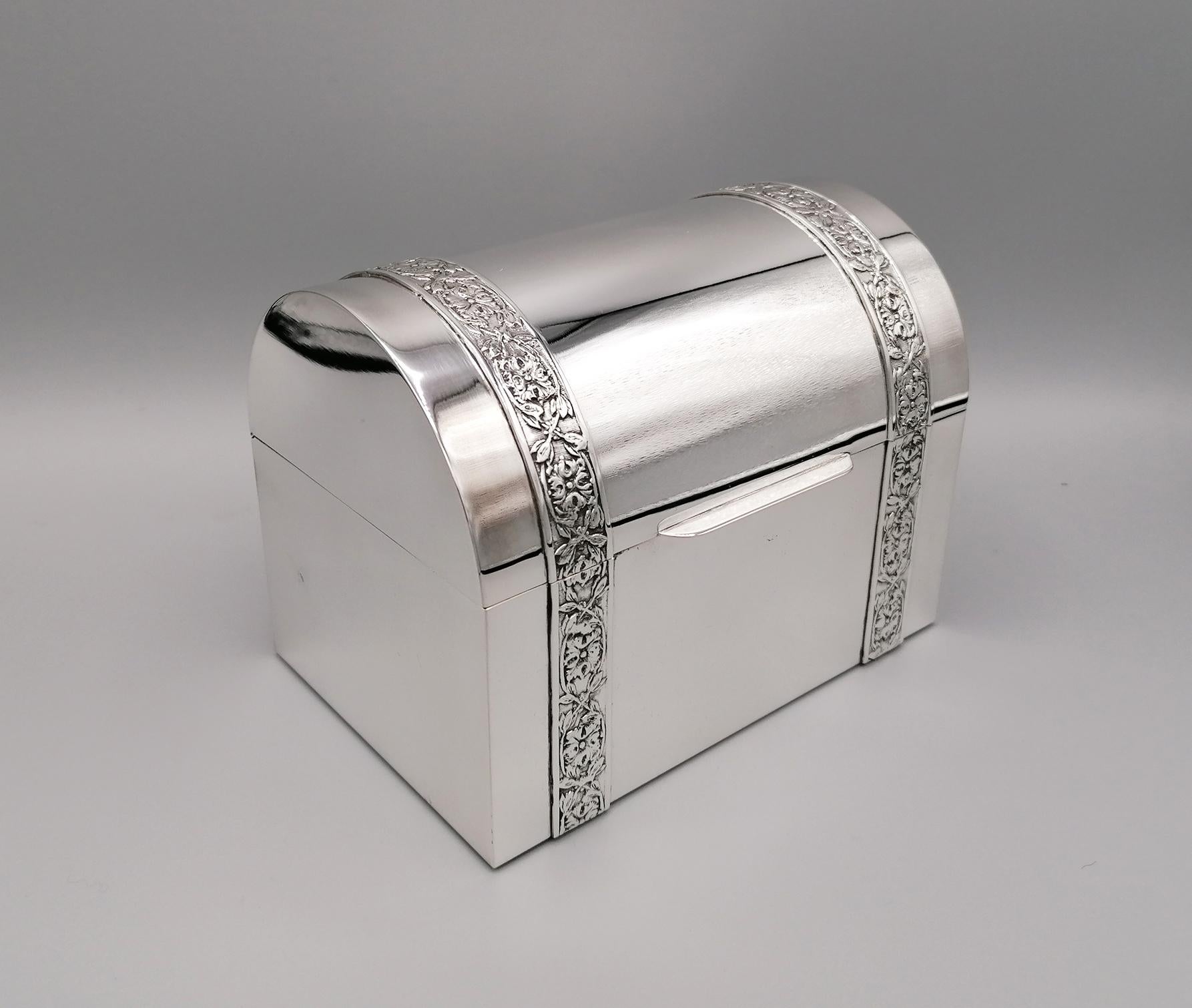 20th Century Italian Silver Jewelry box In Excellent Condition For Sale In VALENZA, IT