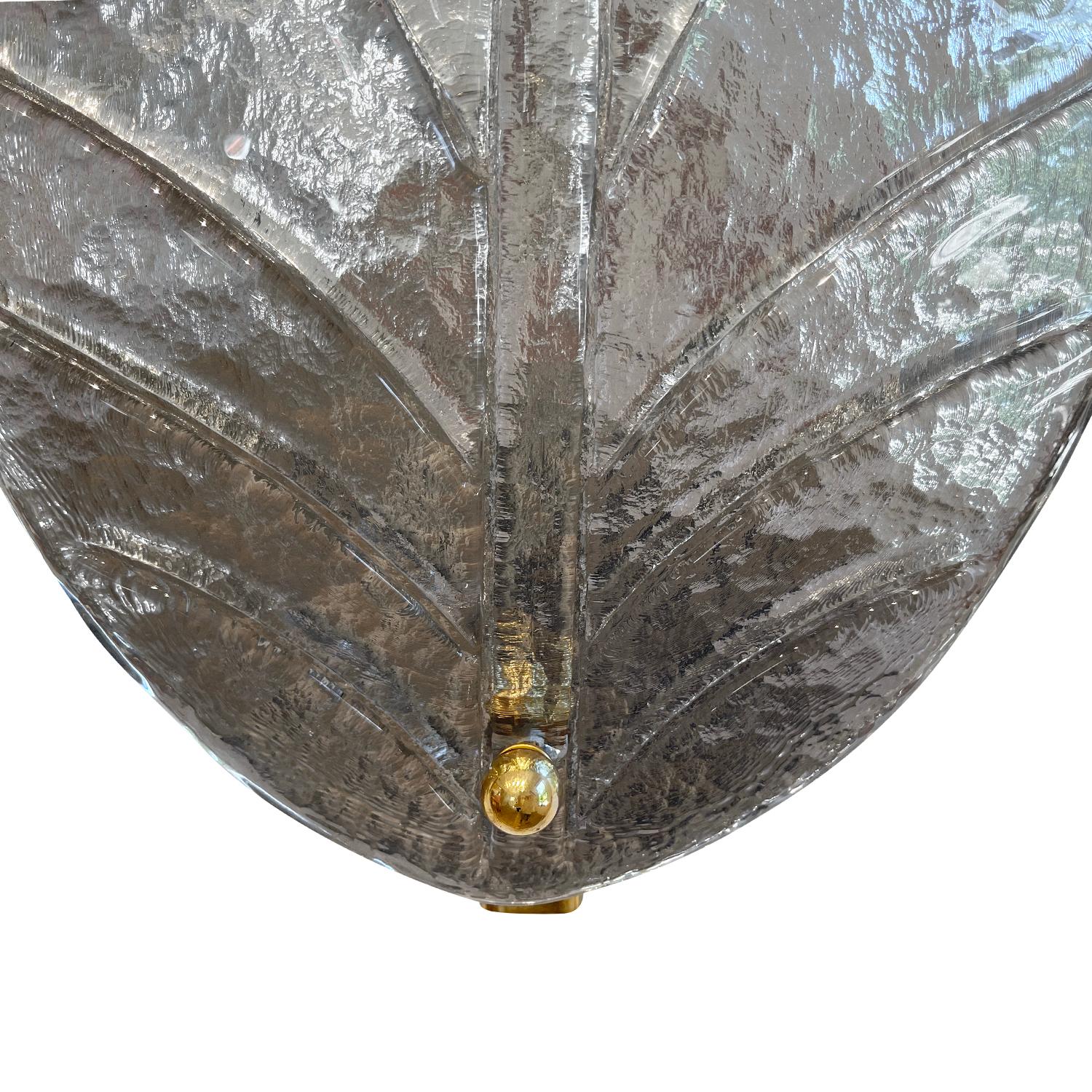 20th Century Italian Silver Pair of Murano Glass Sommerso Leaf Wall Sconces In Good Condition For Sale In West Palm Beach, FL