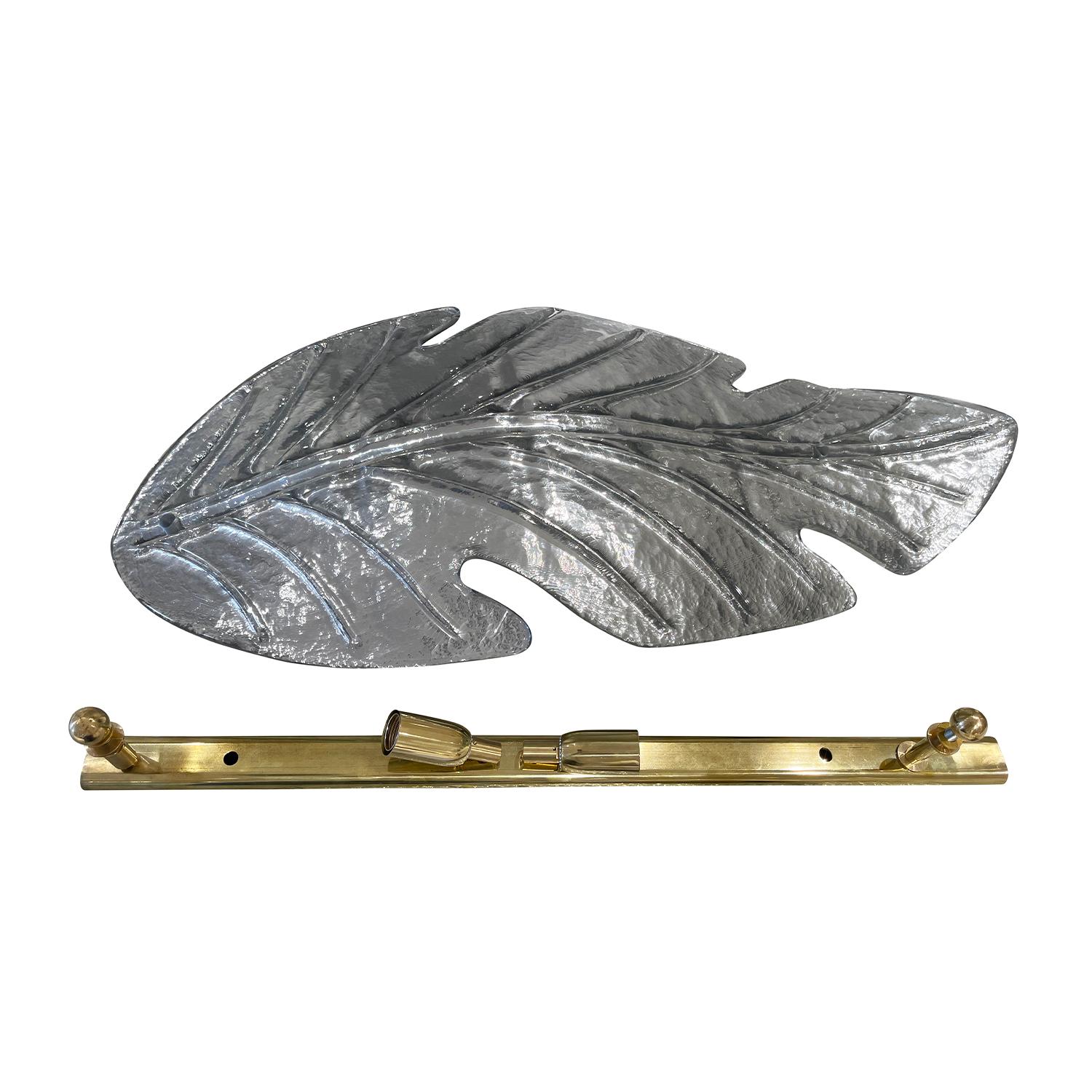 Brass 20th Century Italian Silver Pair of Murano Glass Sommerso Leaf Wall Sconces For Sale