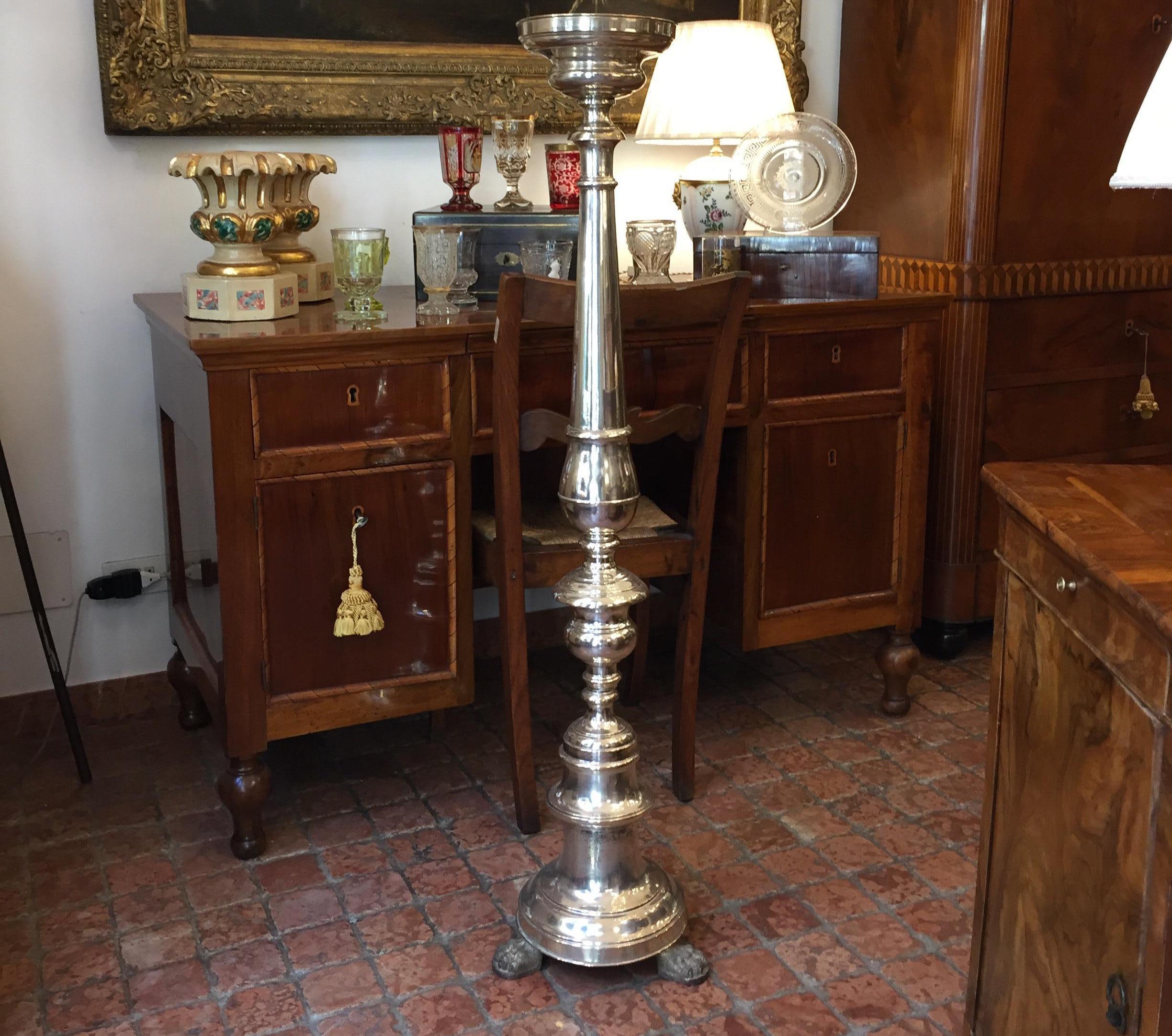 Silvered 20th Century Italian Silver Plate Circular Torchère as Floor-Lamp For Sale