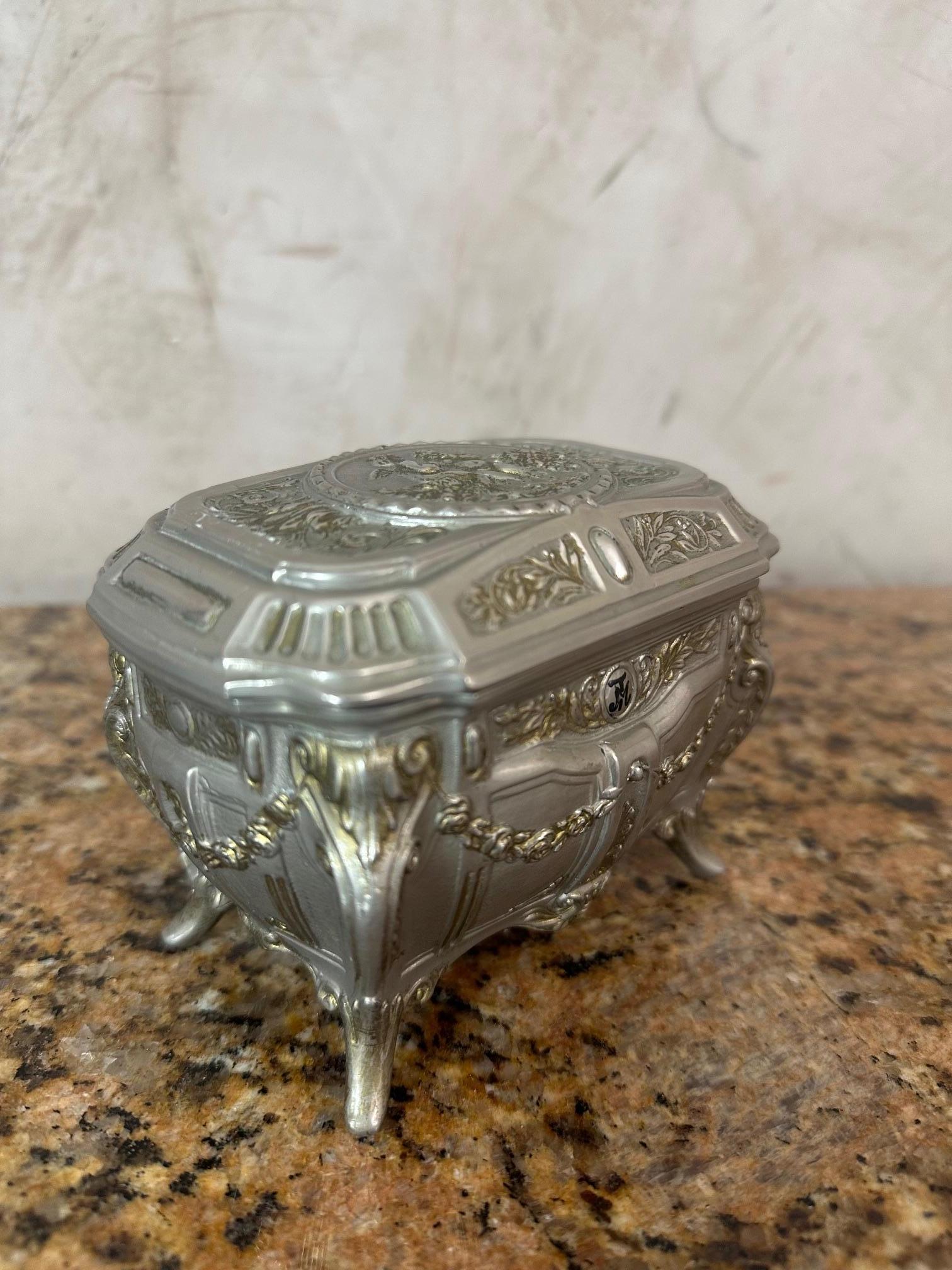 20th century Italian Silver plate Musicale Boxe, 1960s For Sale 1