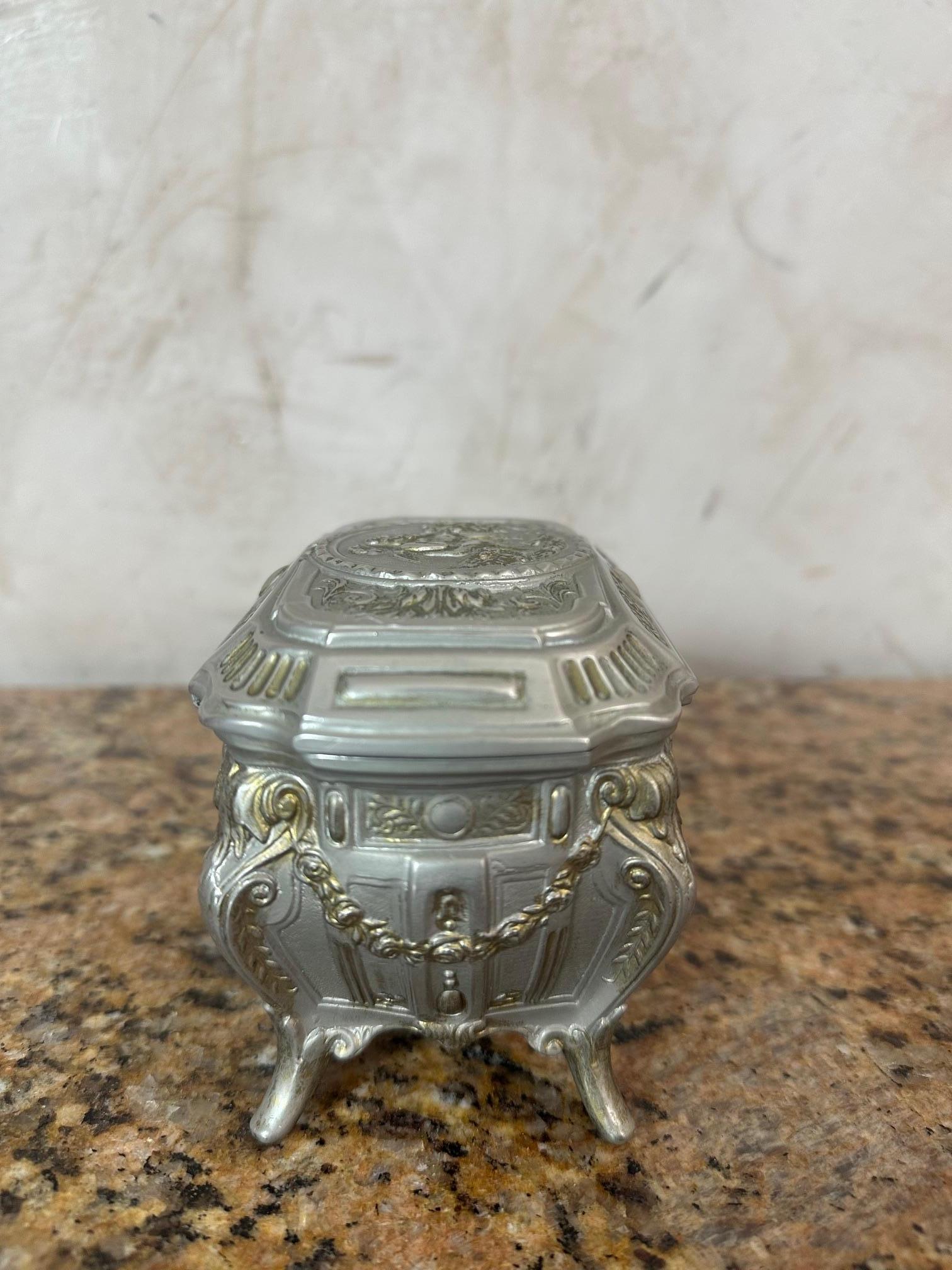 20th century Italian Silver plate Musicale Boxe, 1960s For Sale 2