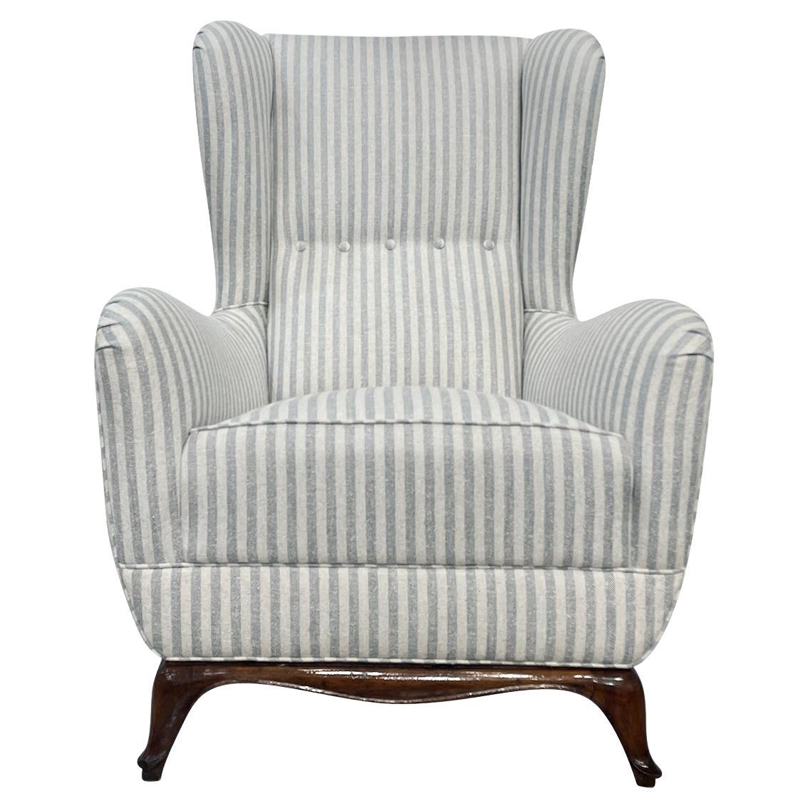 20th Century Italian Single Tall Vintage Beechwood Reading Lounge Chair For Sale