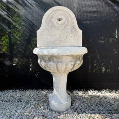 20th Century Italian Small Marble Wall Fountain Charlotte