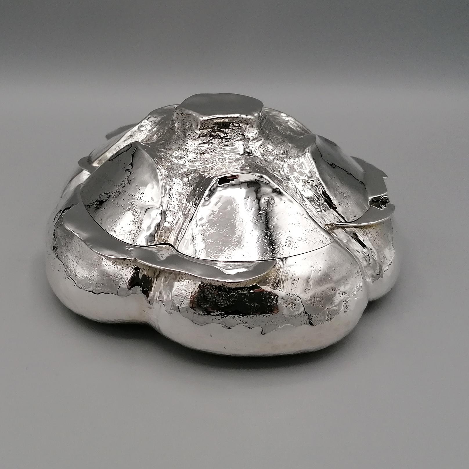 Caja en forma de pan de plata 800 maciza italiana del siglo XX en venta 5